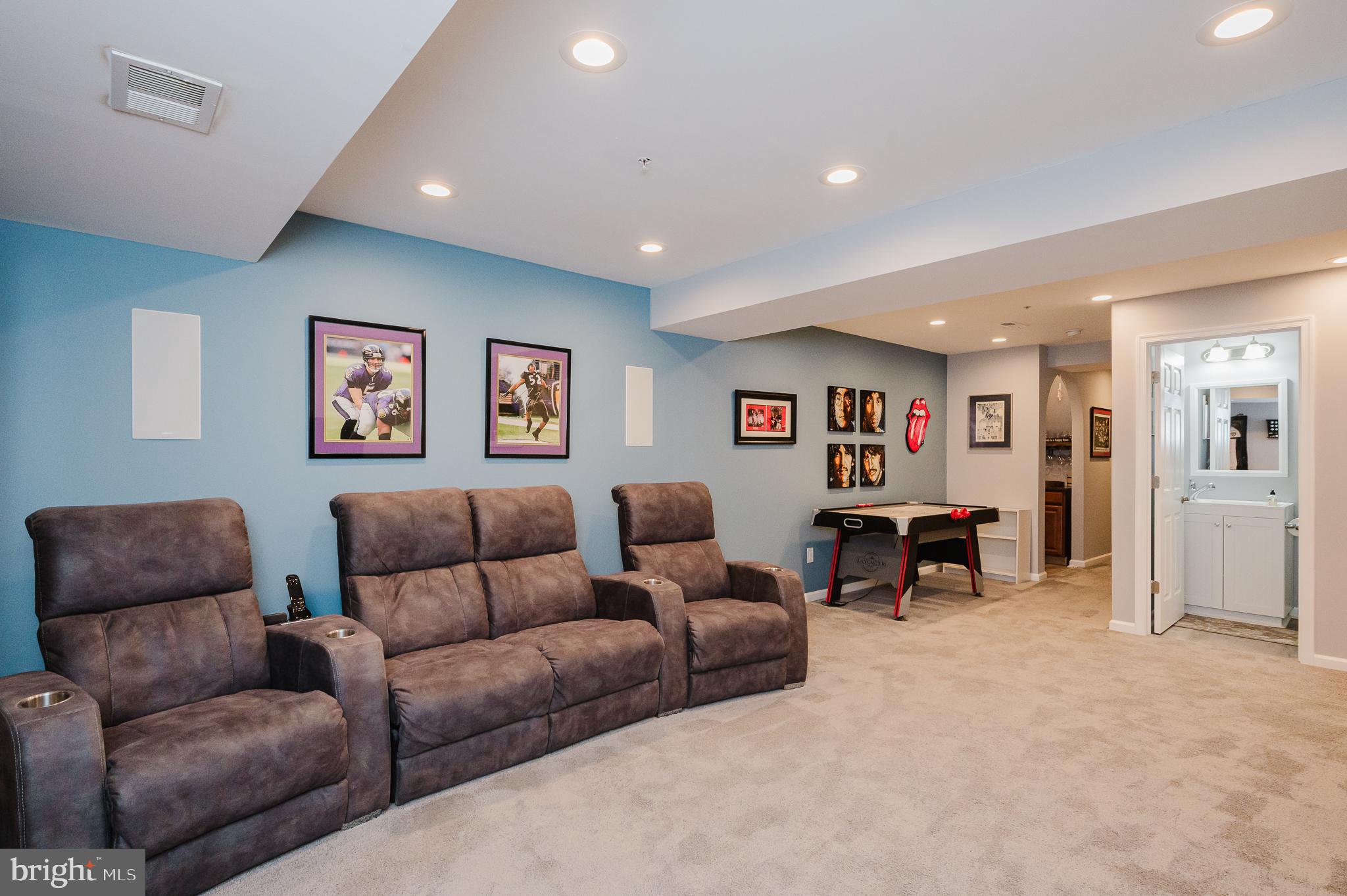 FALLSTON COMMONS - Residential