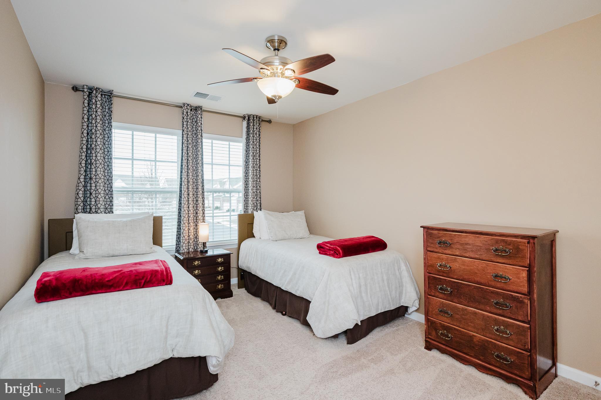 FALLSTON COMMONS - Residential