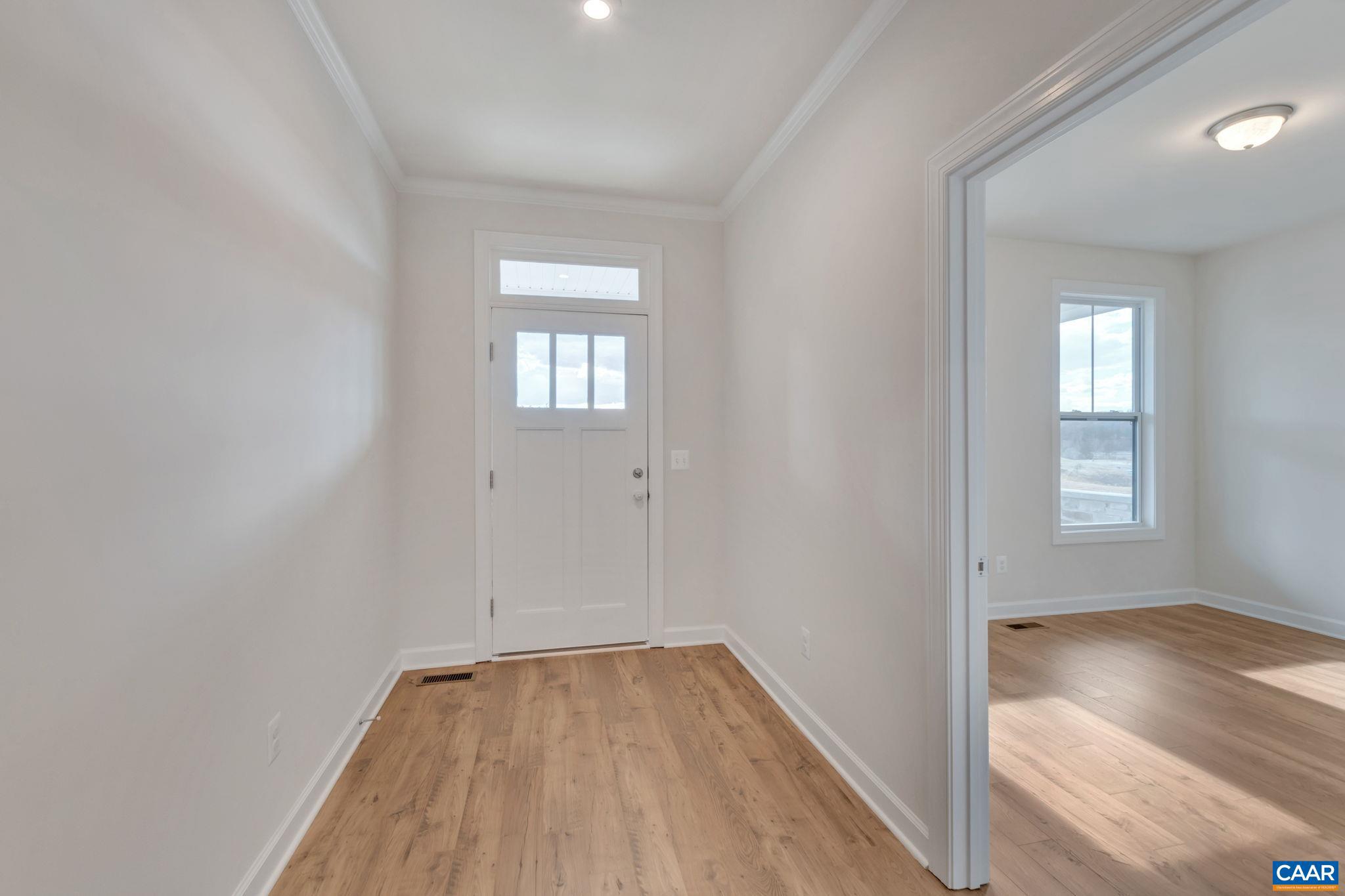 128 HEADLAND CT