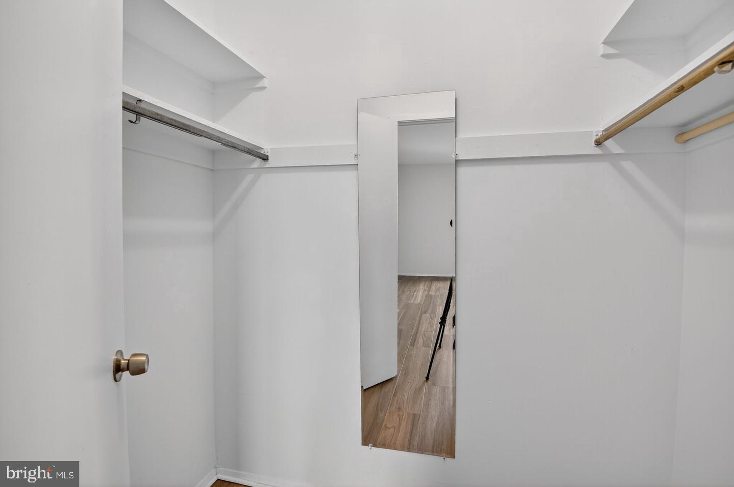 REGENCY AT MCLEAN - Residential Lease