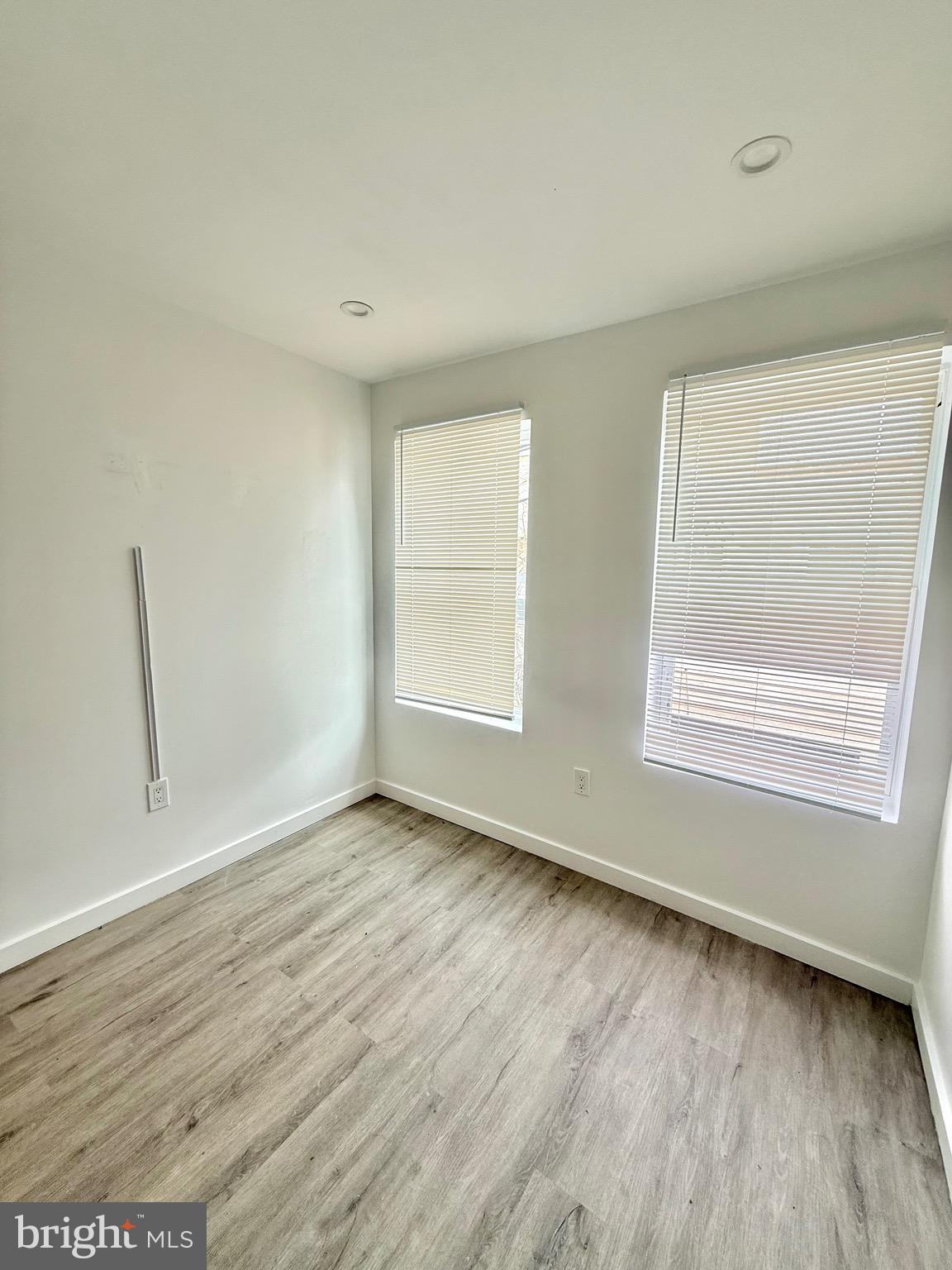 SHARSWOOD - Residential Lease