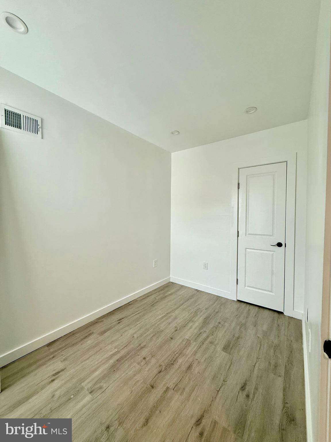 SHARSWOOD - Residential Lease