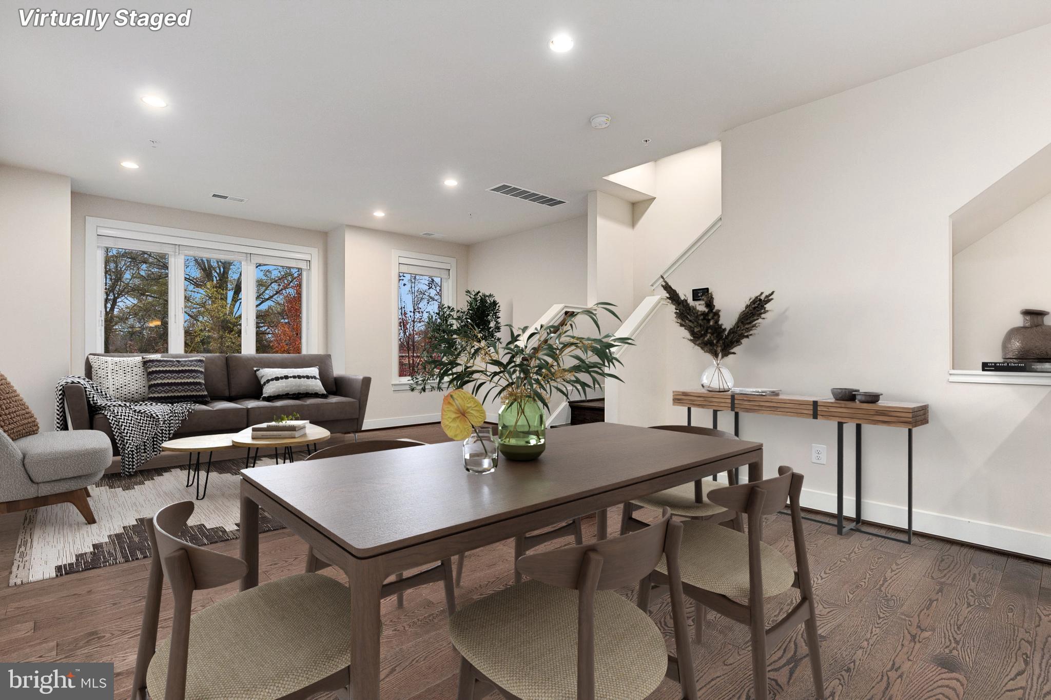 ROCKVILLE OUTSIDE - Residential