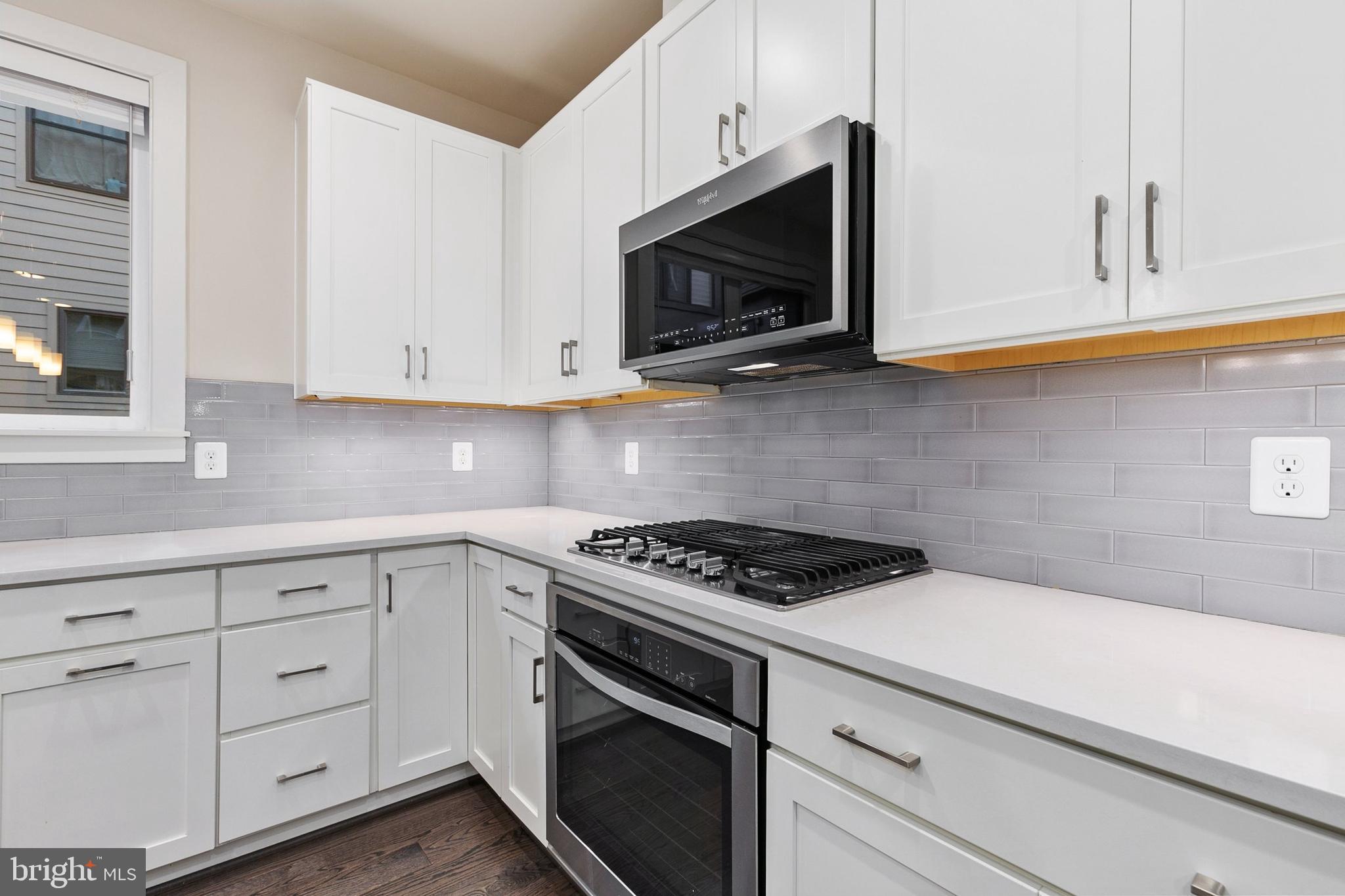 ROCKVILLE OUTSIDE - Residential