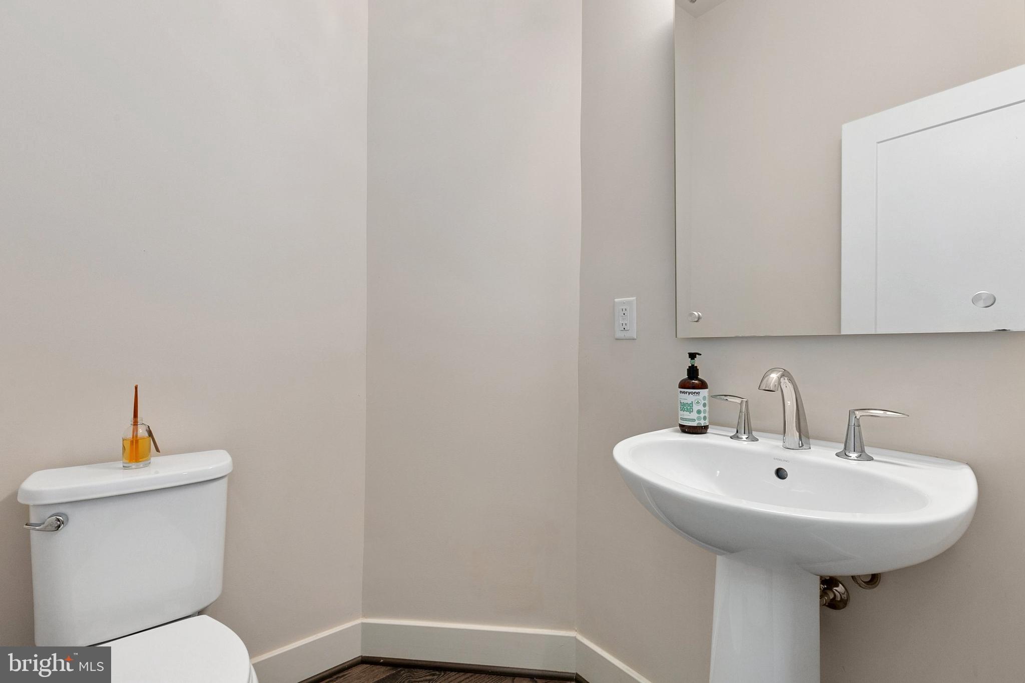 ROCKVILLE OUTSIDE - Residential