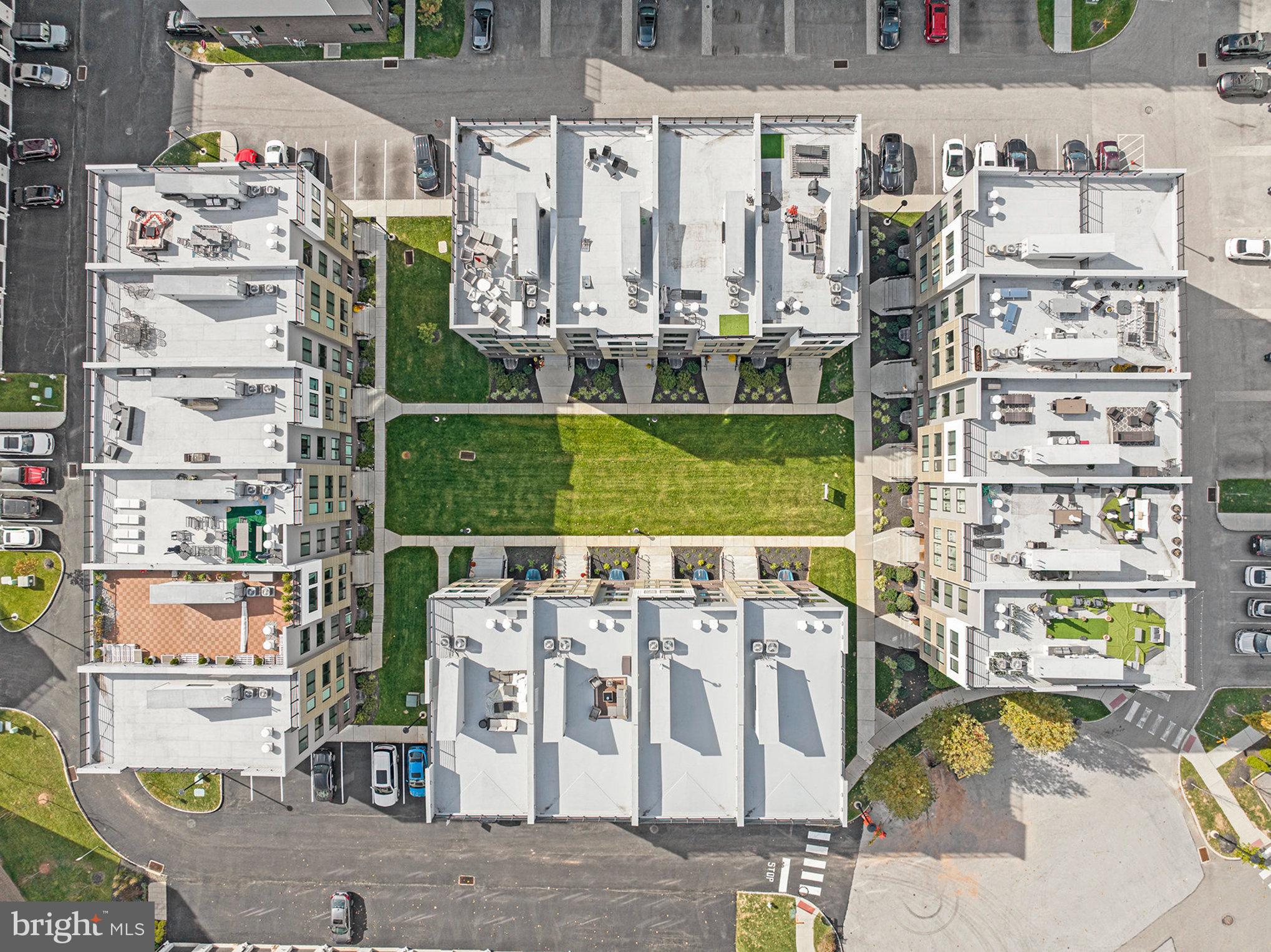 OVERLOOK AT TOWN CENTER - Residential
