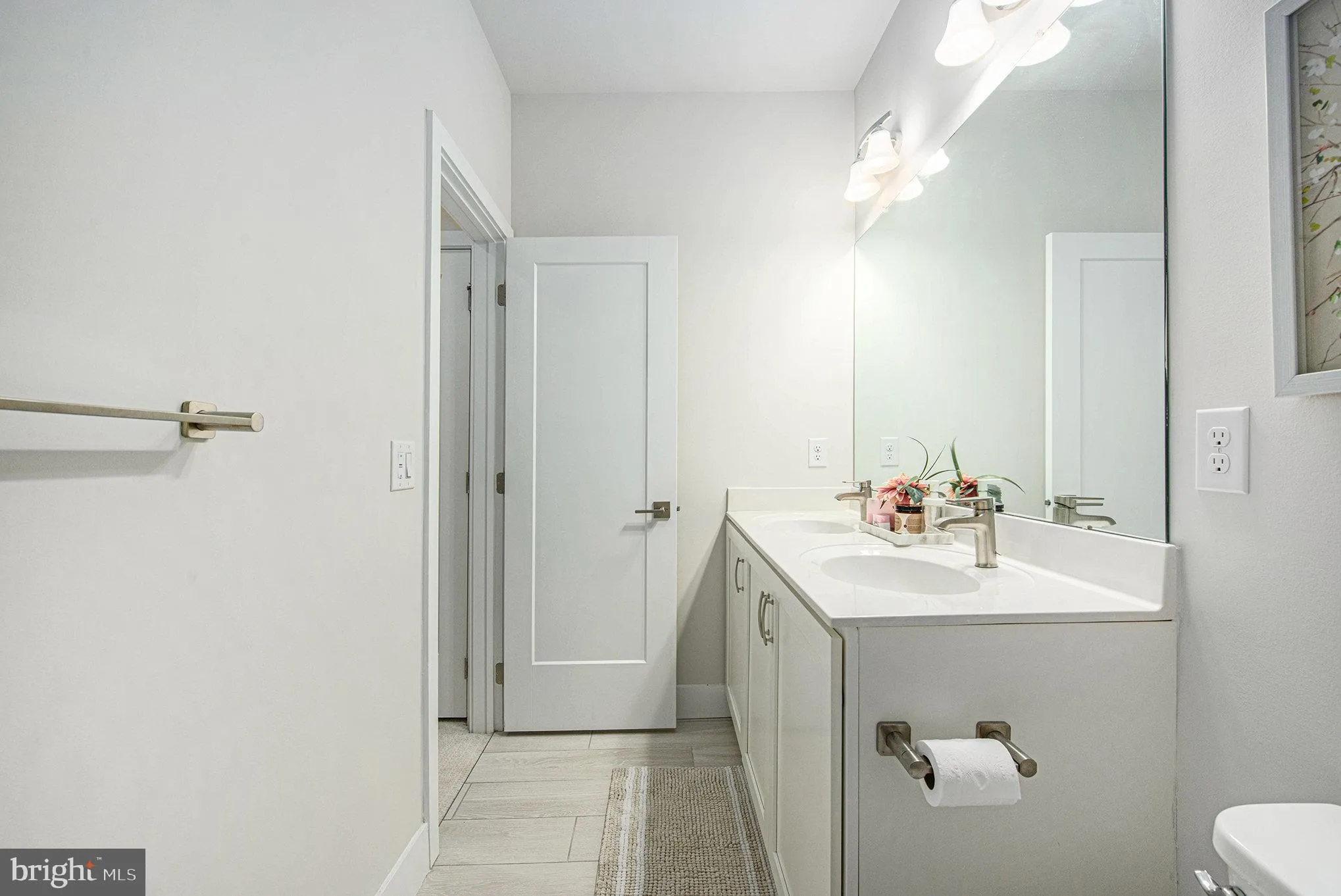 King Of Prussia, Pennsylvania 19406, United States, 3 Bedrooms Bedrooms, ,3 BathroomsBathrooms,Residential,Active,245045