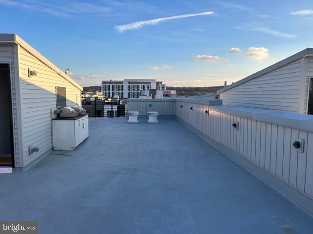 OVERLOOK AT TOWN CENTER - Residential