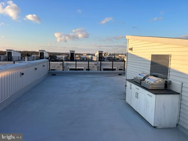 OVERLOOK AT TOWN CENTER - Residential