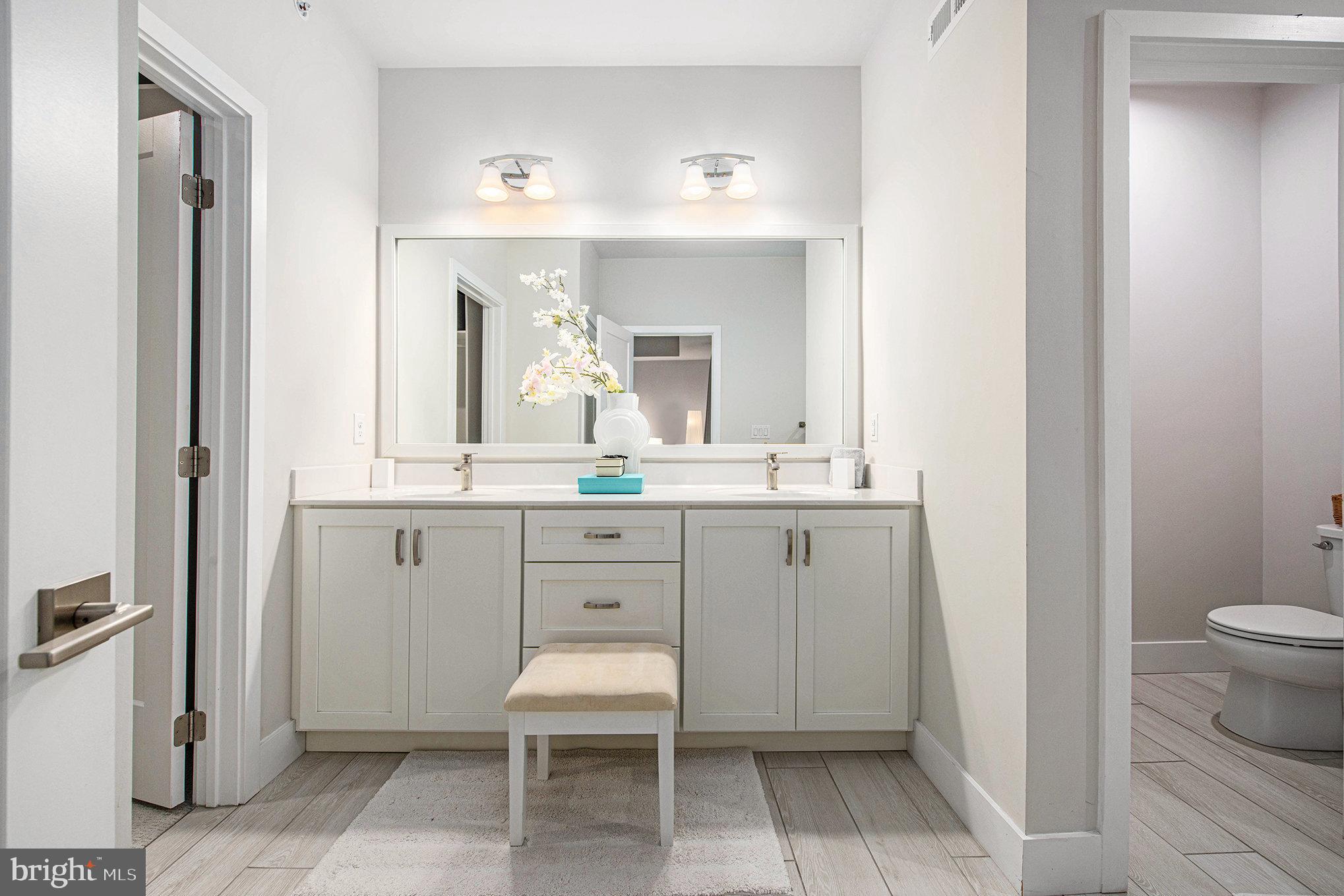 OVERLOOK AT TOWN CENTER - Residential