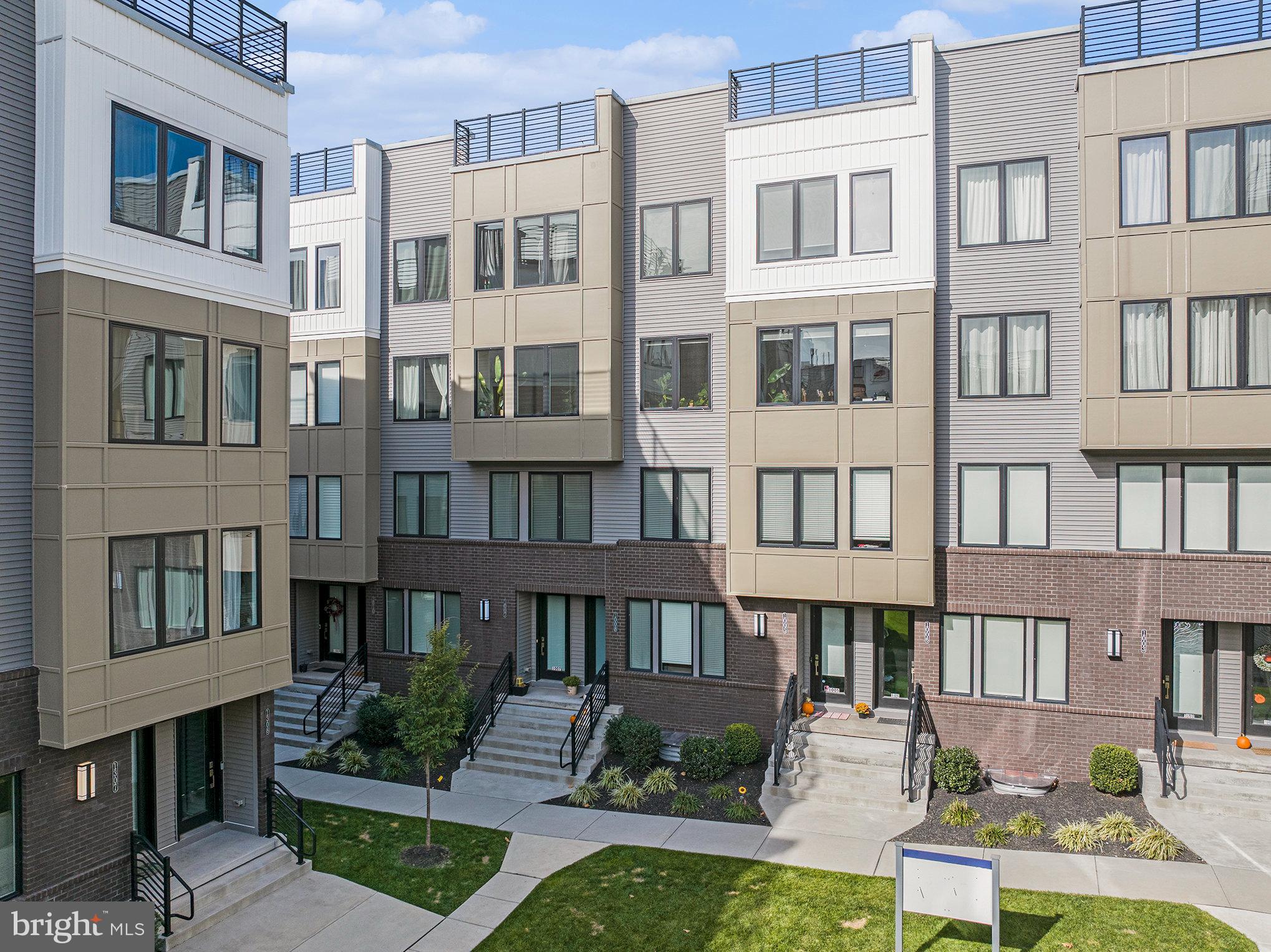 OVERLOOK AT TOWN CENTER - Residential