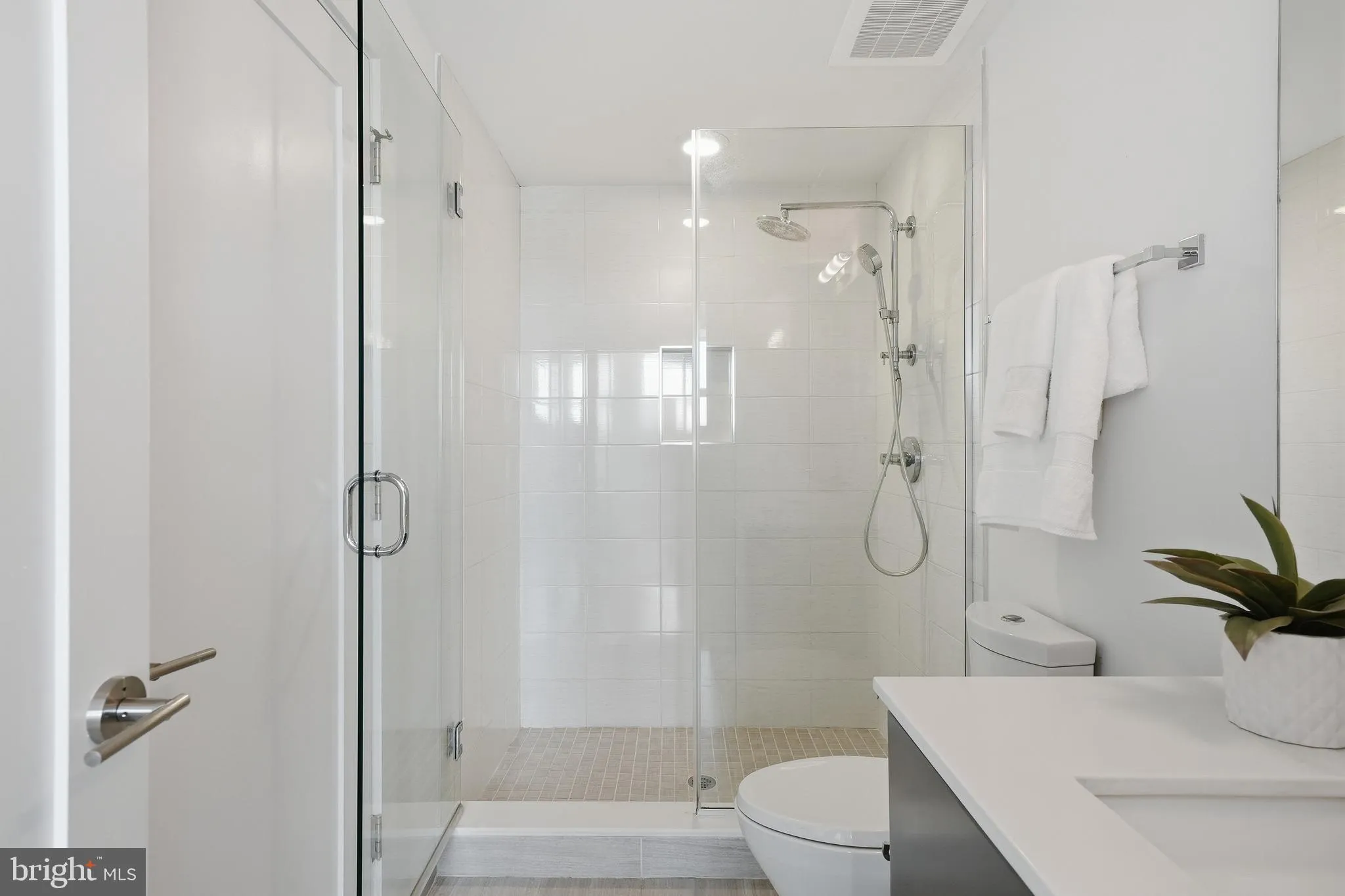 Additional image 46 of 2337 Champlain Street NW Unit 305, Washington, DC 20009
