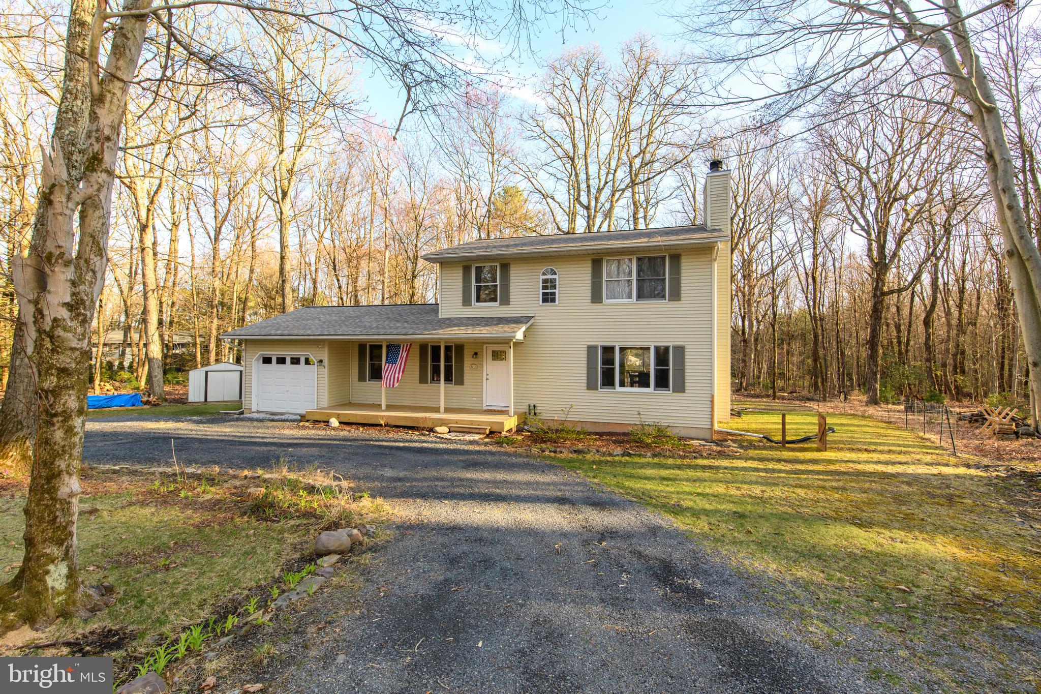 219 ROBINS COURT