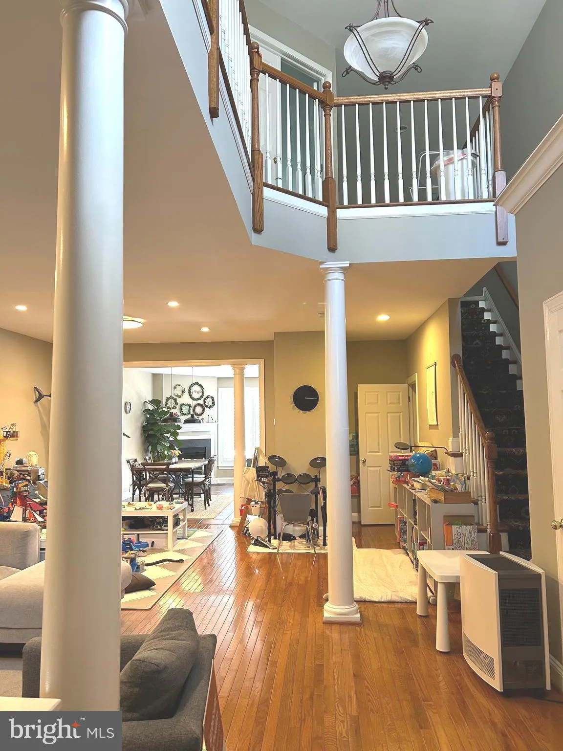 Newtown Square, Pennsylvania 19073, United States, 3 Bedrooms Bedrooms, ,4 BathroomsBathrooms,Residential,Active,118972