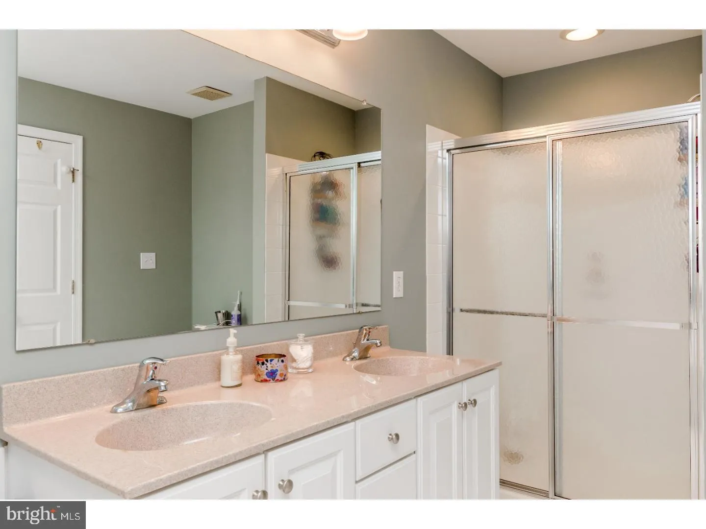 Newtown Square, Pennsylvania 19073, United States, 3 Bedrooms Bedrooms, ,4 BathroomsBathrooms,Residential,Active,118972