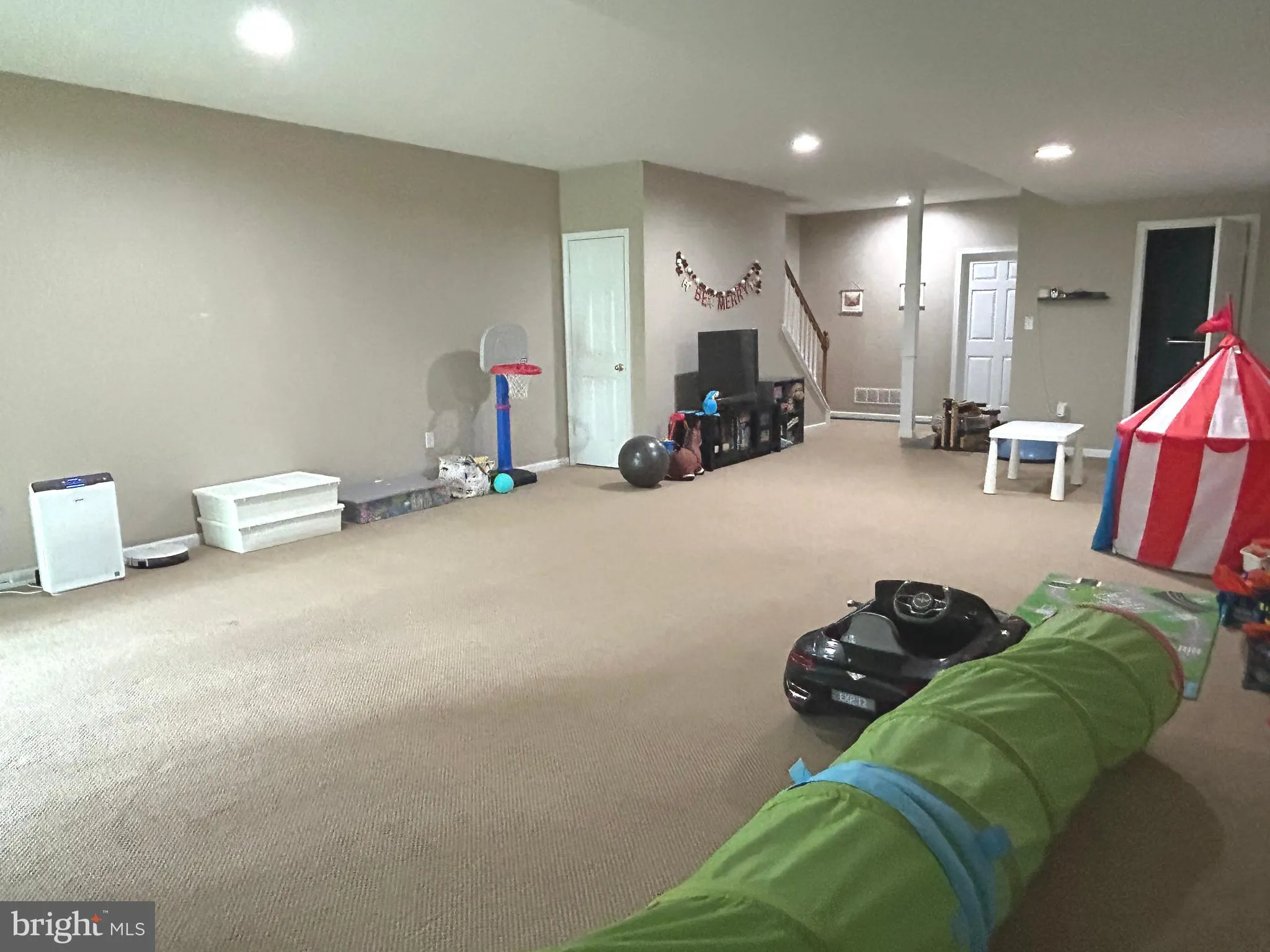 Newtown Square, Pennsylvania 19073, United States, 3 Bedrooms Bedrooms, ,4 BathroomsBathrooms,Residential,Active,118972