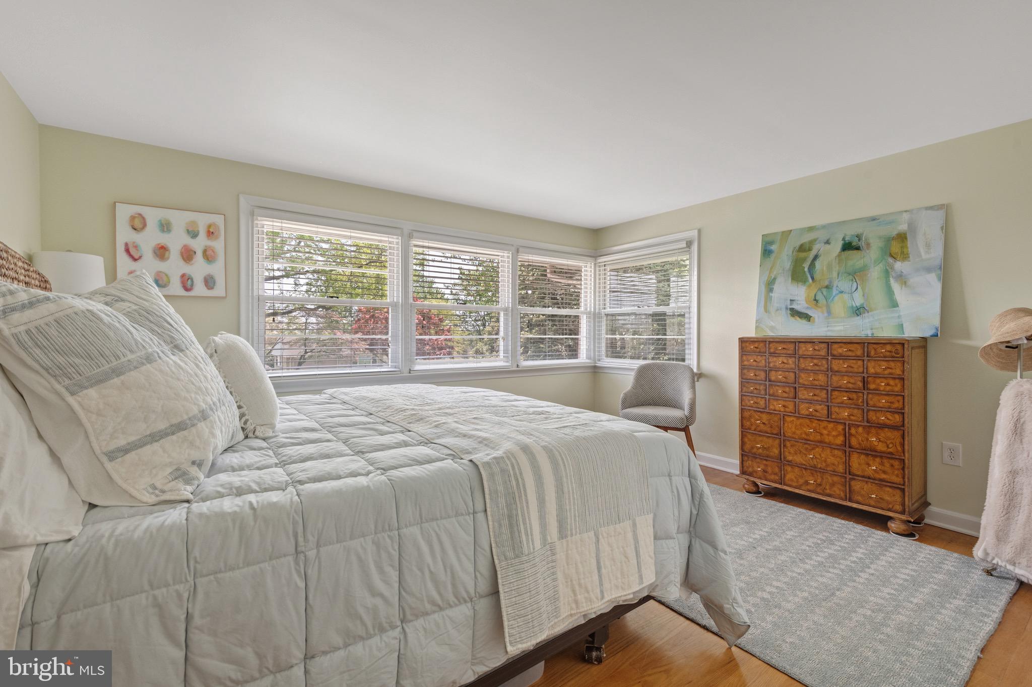 BEVERLY ESTATES - Residential