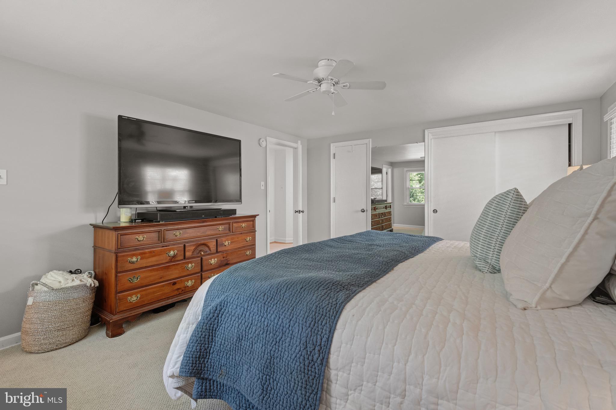 BEVERLY ESTATES - Residential