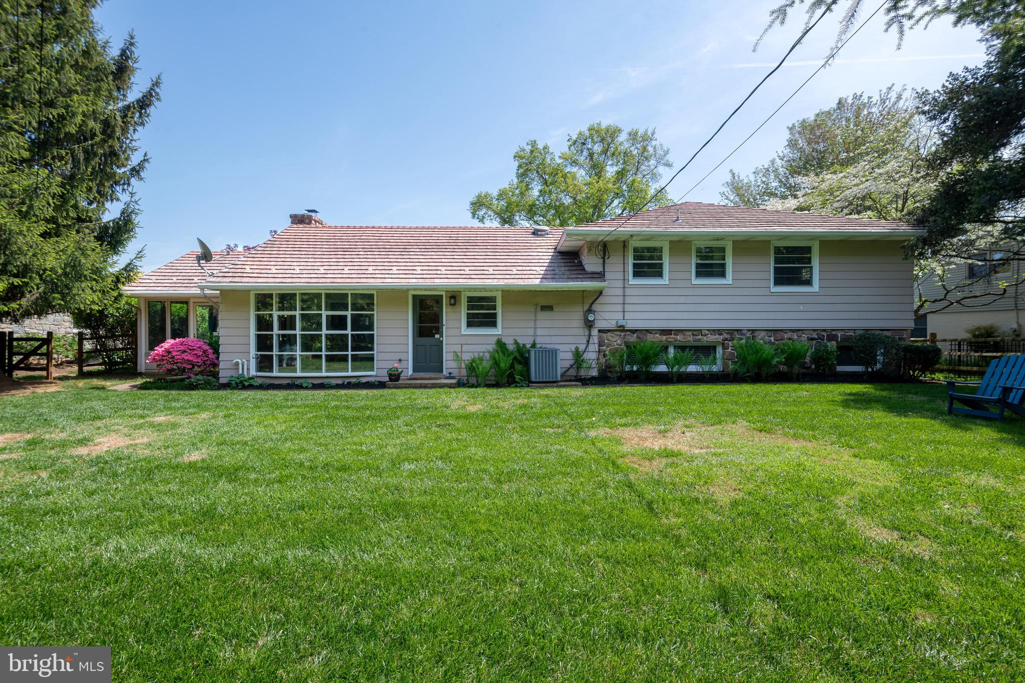 BEVERLY ESTATES - Residential