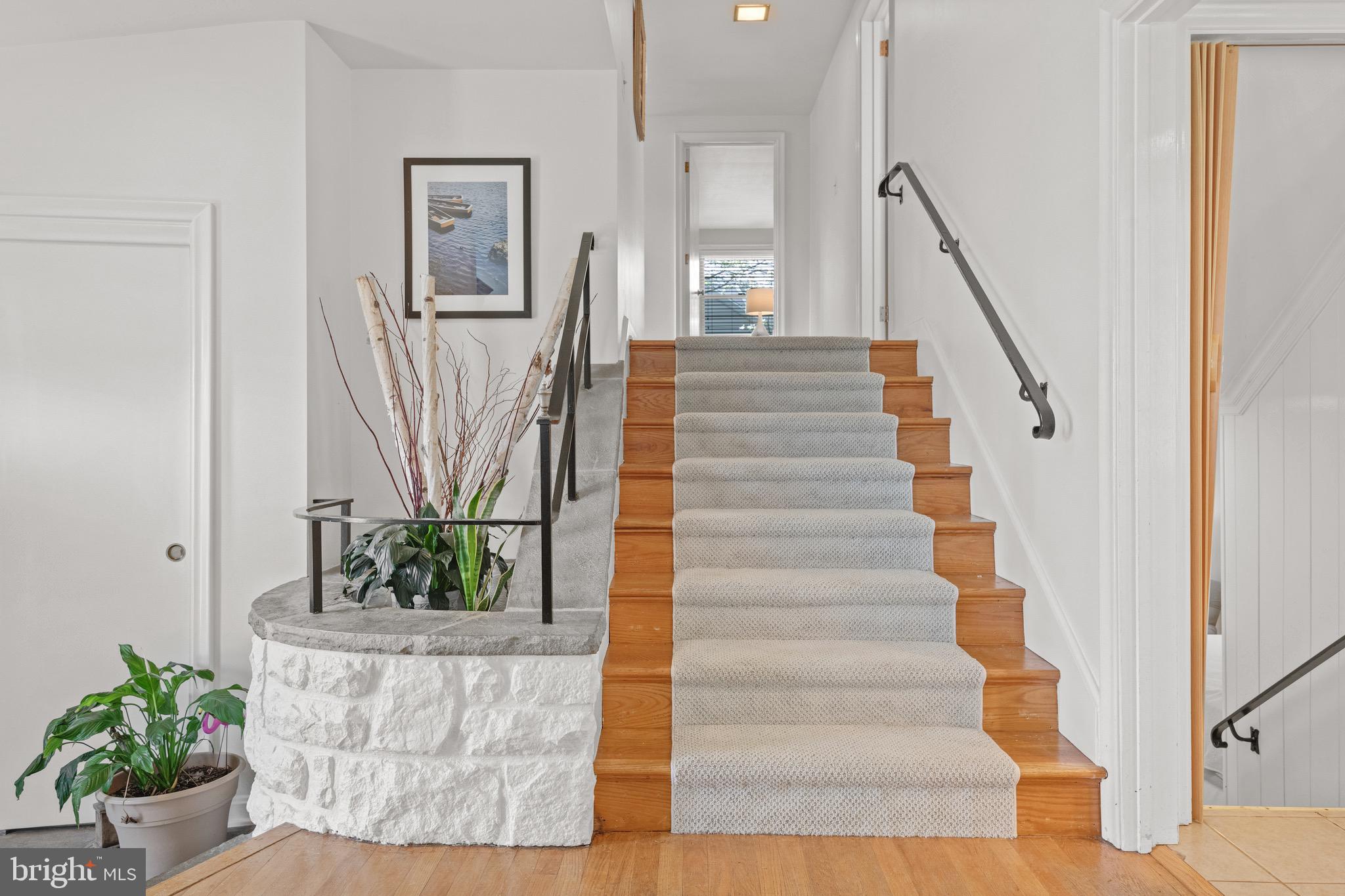 BEVERLY ESTATES - Residential