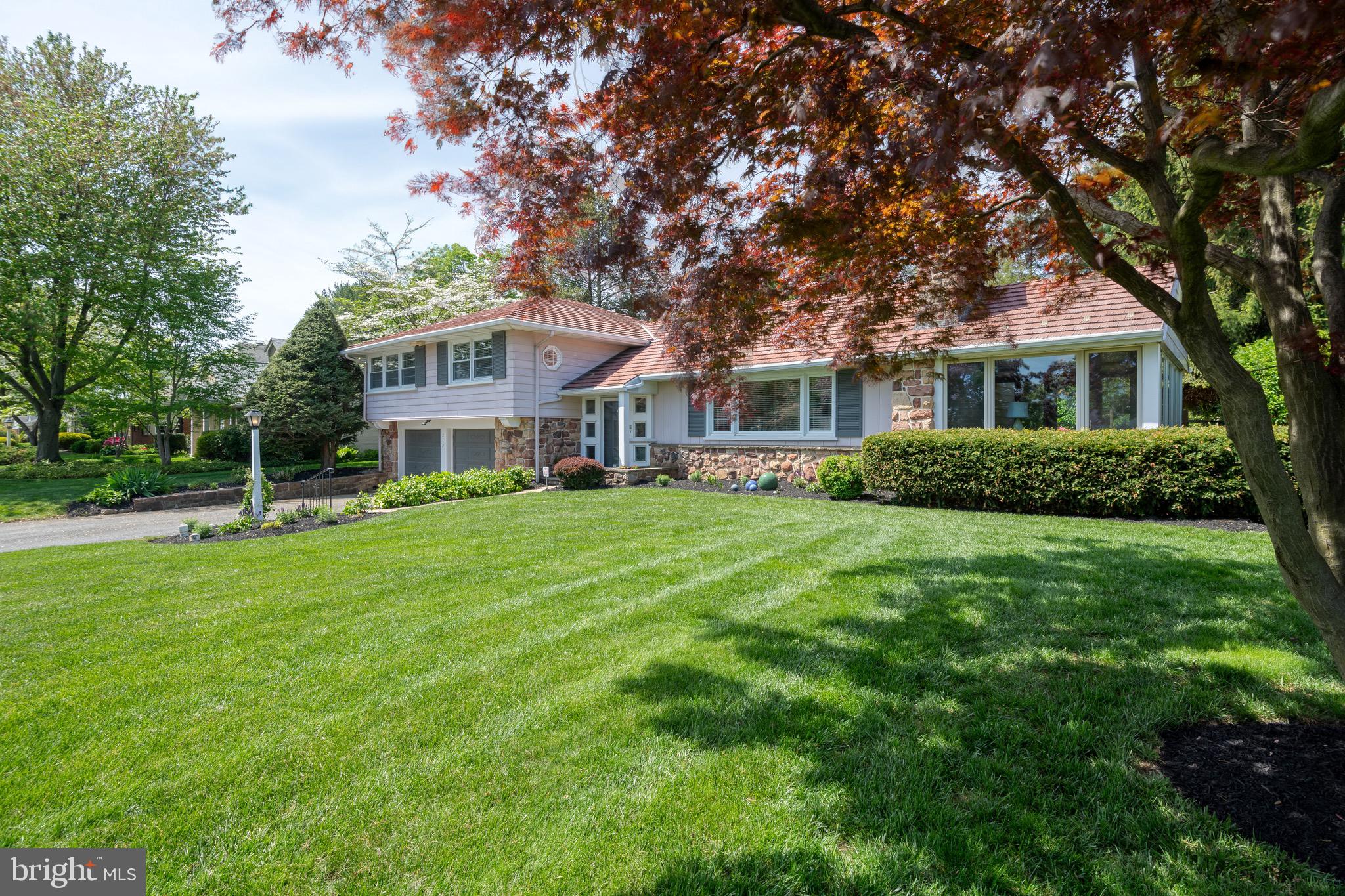 BEVERLY ESTATES - Residential