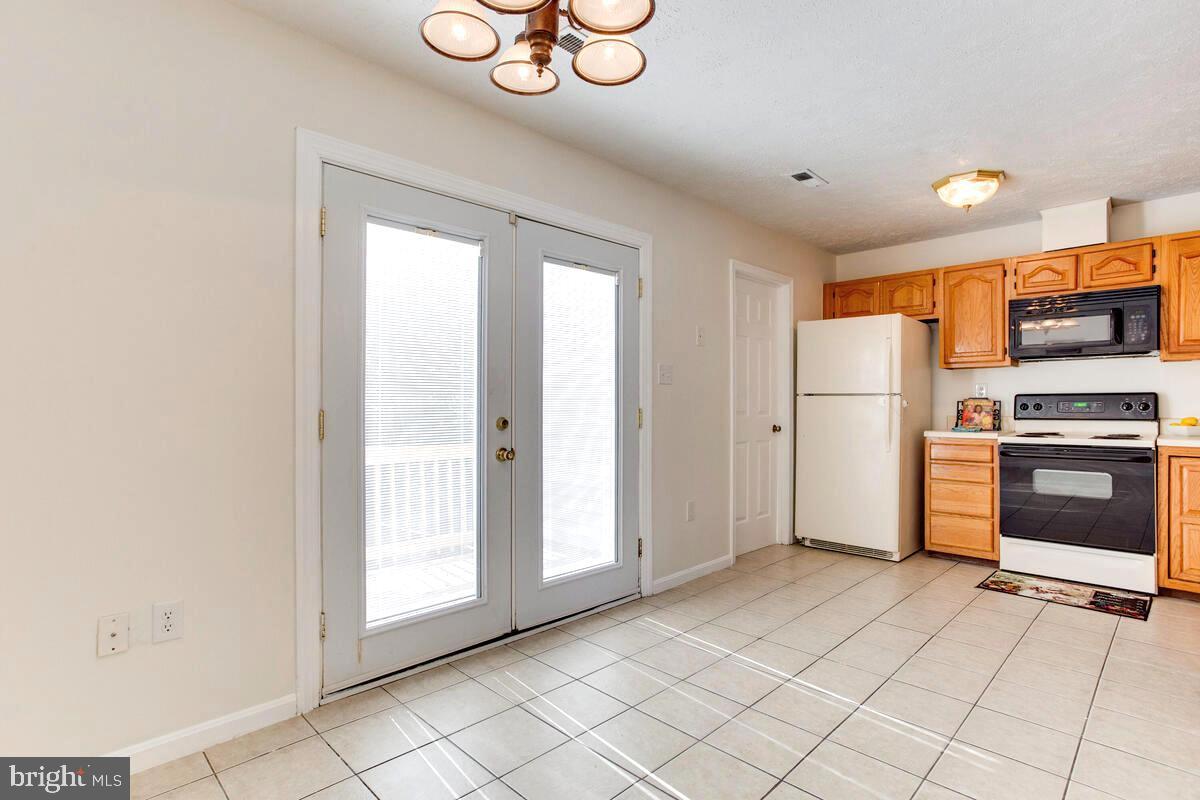 ACTON VILLAGE - Residential