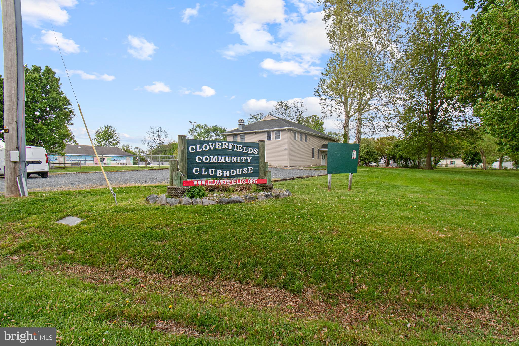 CLOVERFIELDS - Residential