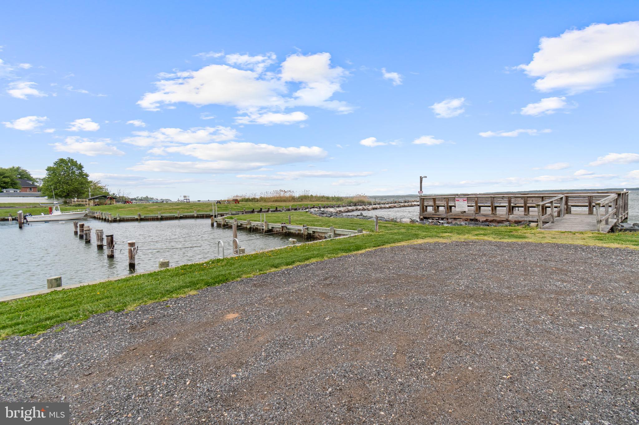 CLOVERFIELDS - Residential