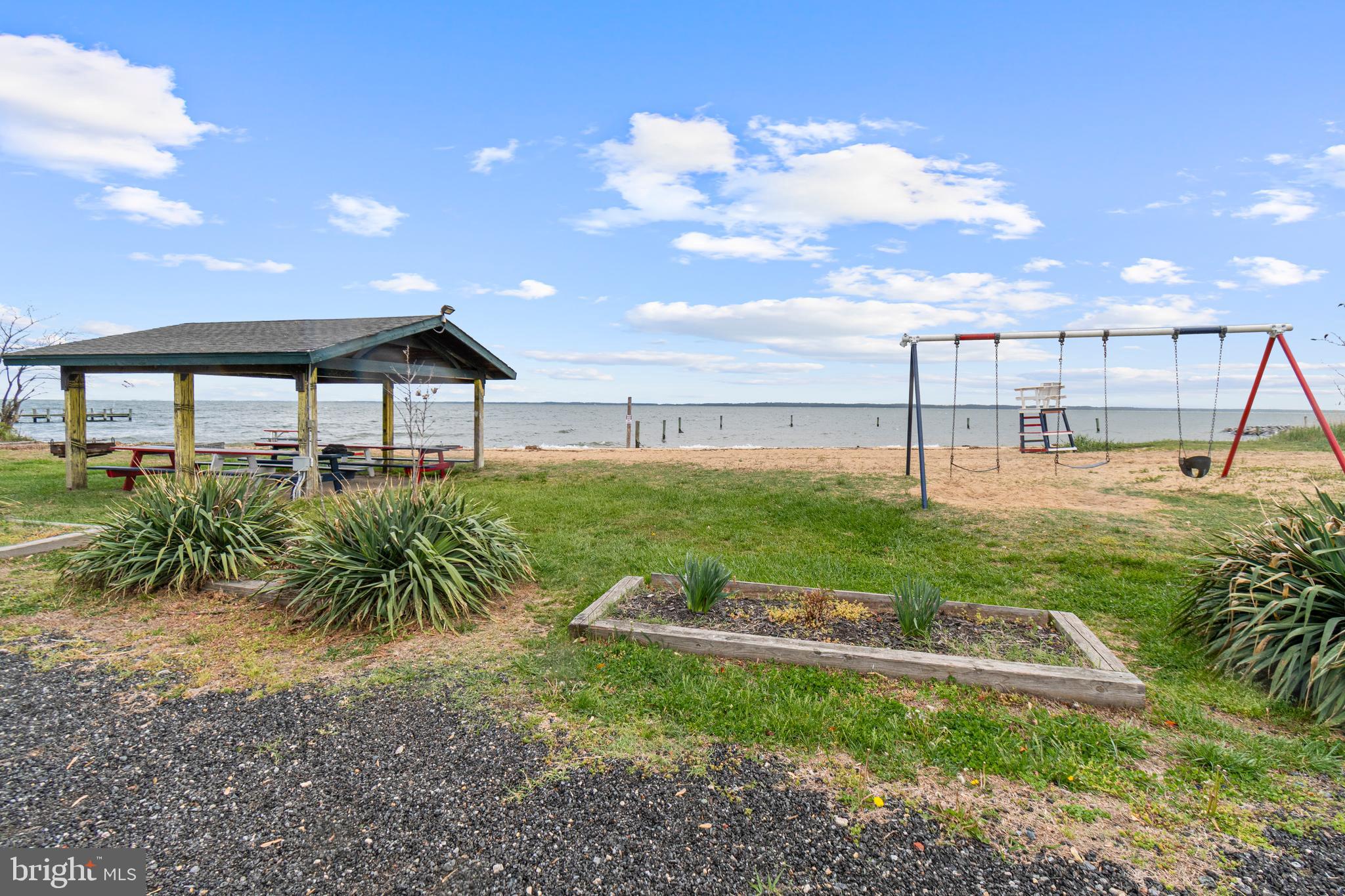 CLOVERFIELDS - Residential