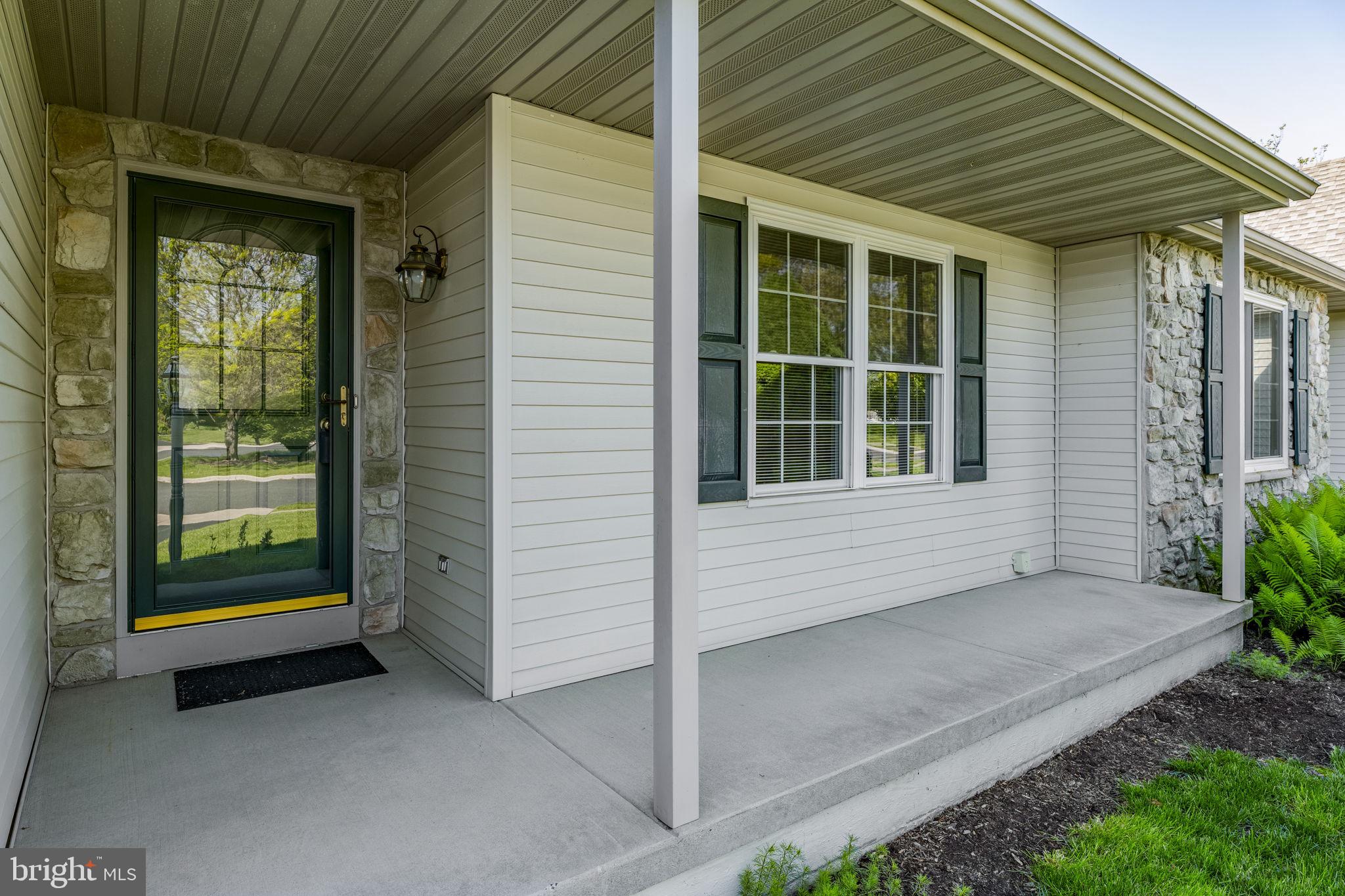 12 PEBBLE CREEK DRIVE