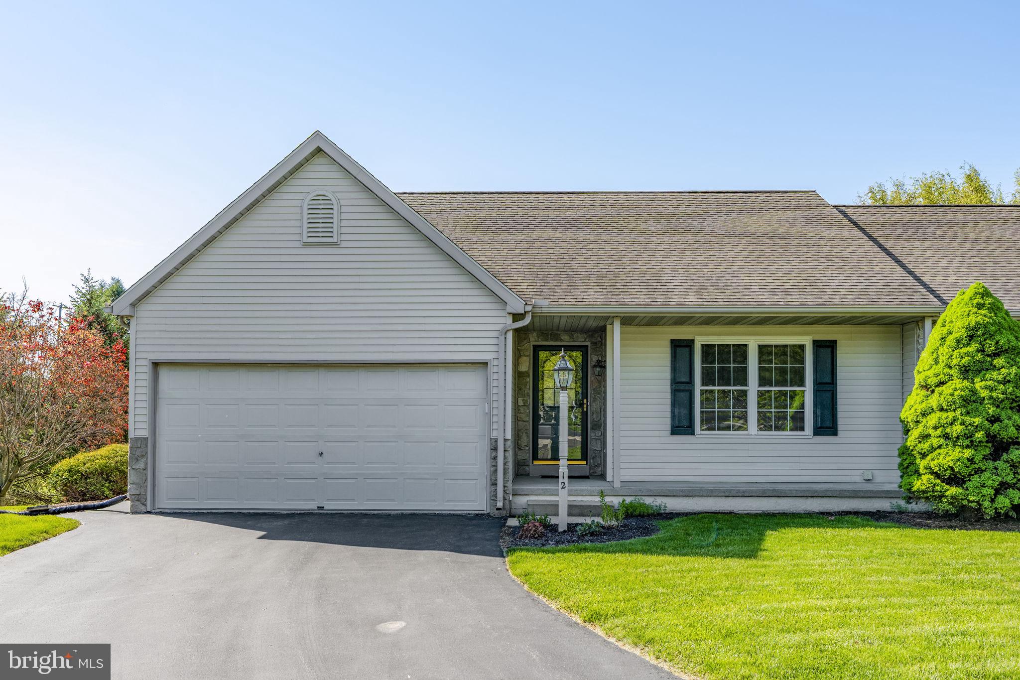 12 PEBBLE CREEK DRIVE