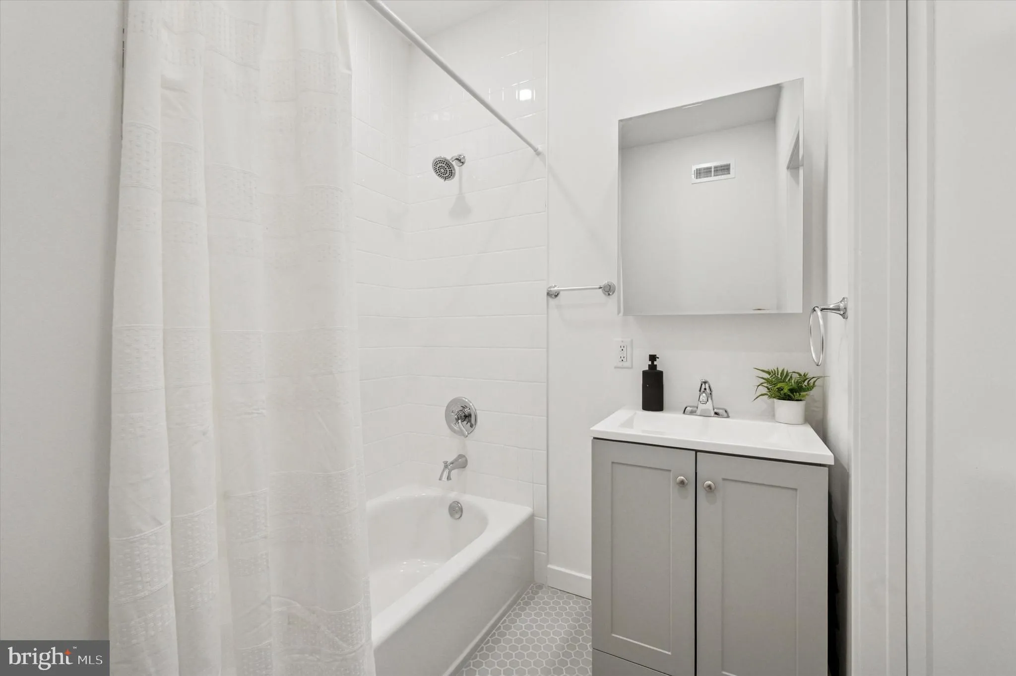 Additional image 42 of 1432 S Newkirk Street, Philadelphia, PA 19146