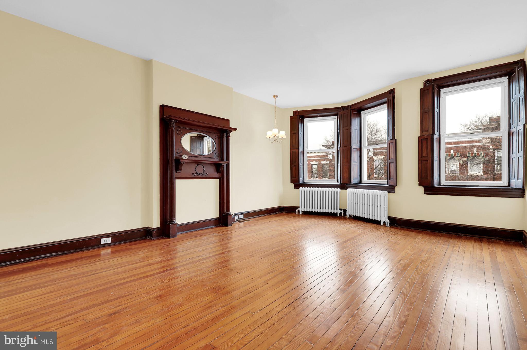 CHARLES VILLAGE - Residential