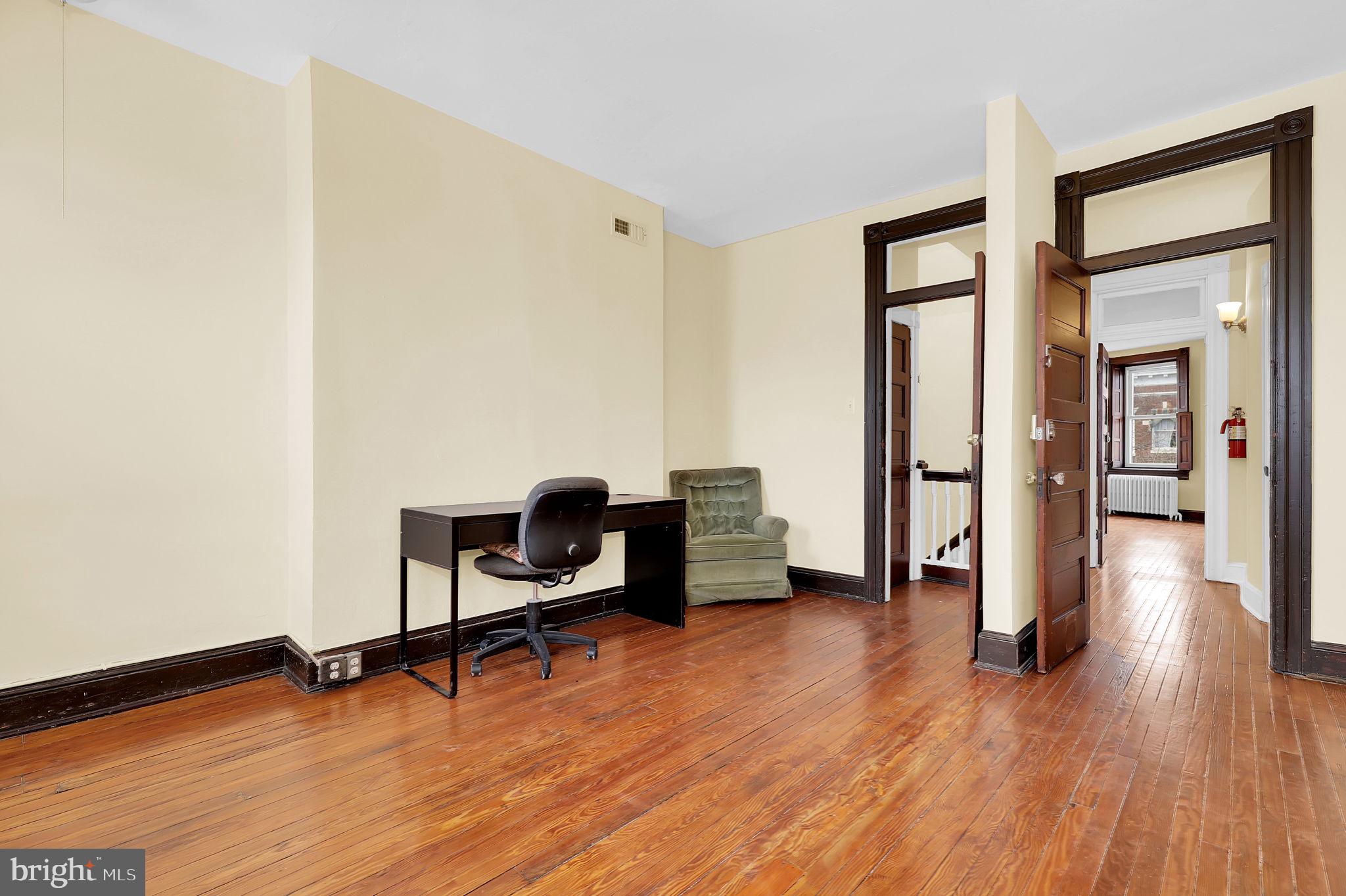 CHARLES VILLAGE - Residential