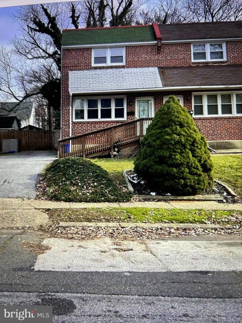 Townhouse For Rent - 15 E Avon Road<br/> BROOKHAVEN, PA 19015