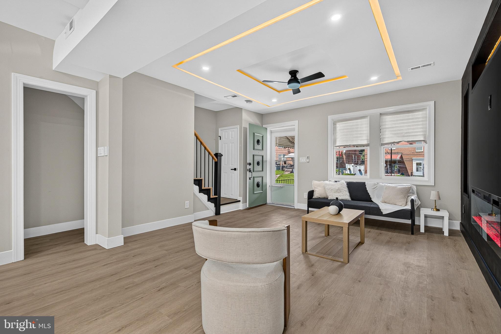2423 W COLD SPRING LANE