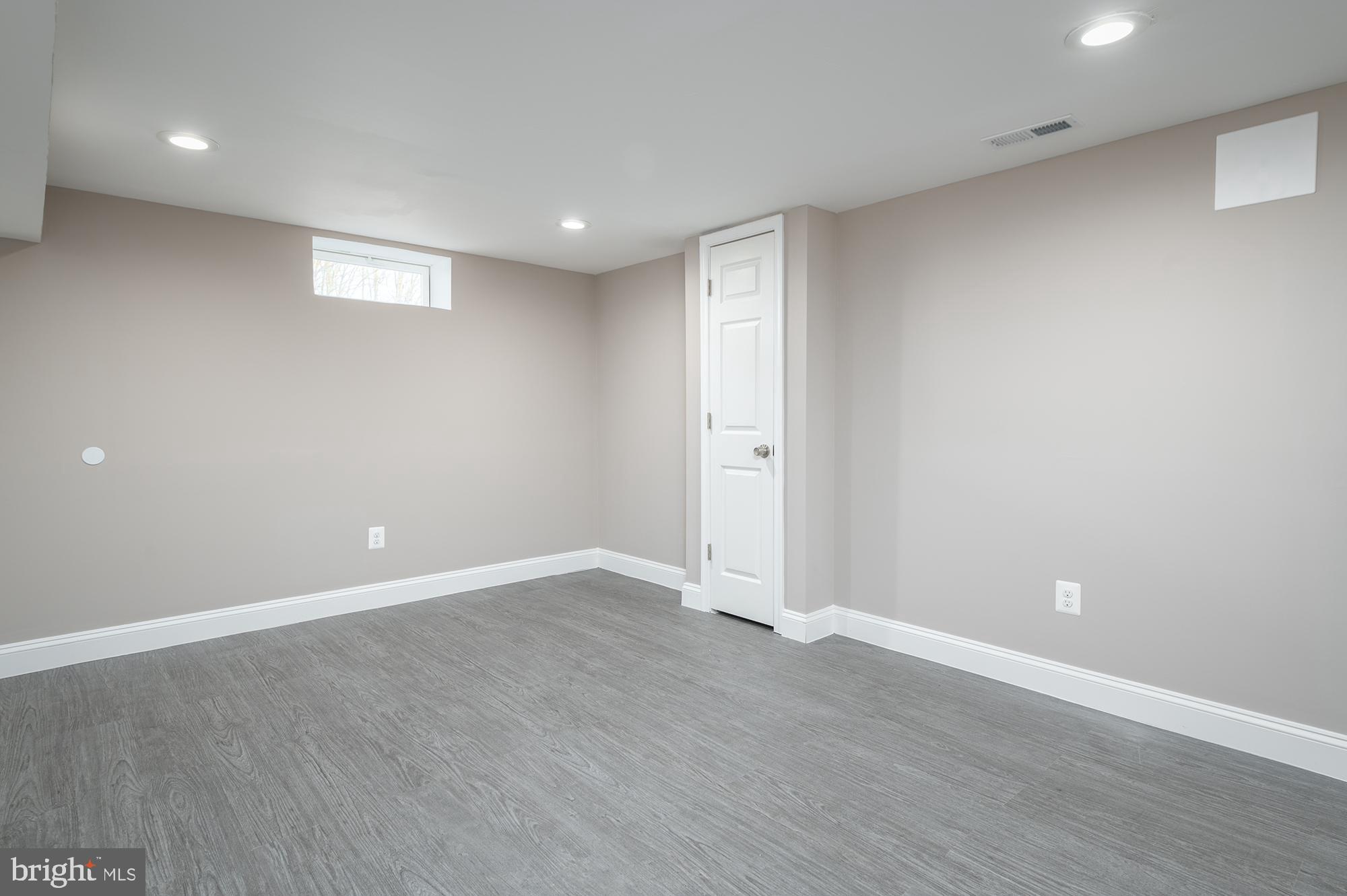 SHERRY RIDGE - Residential