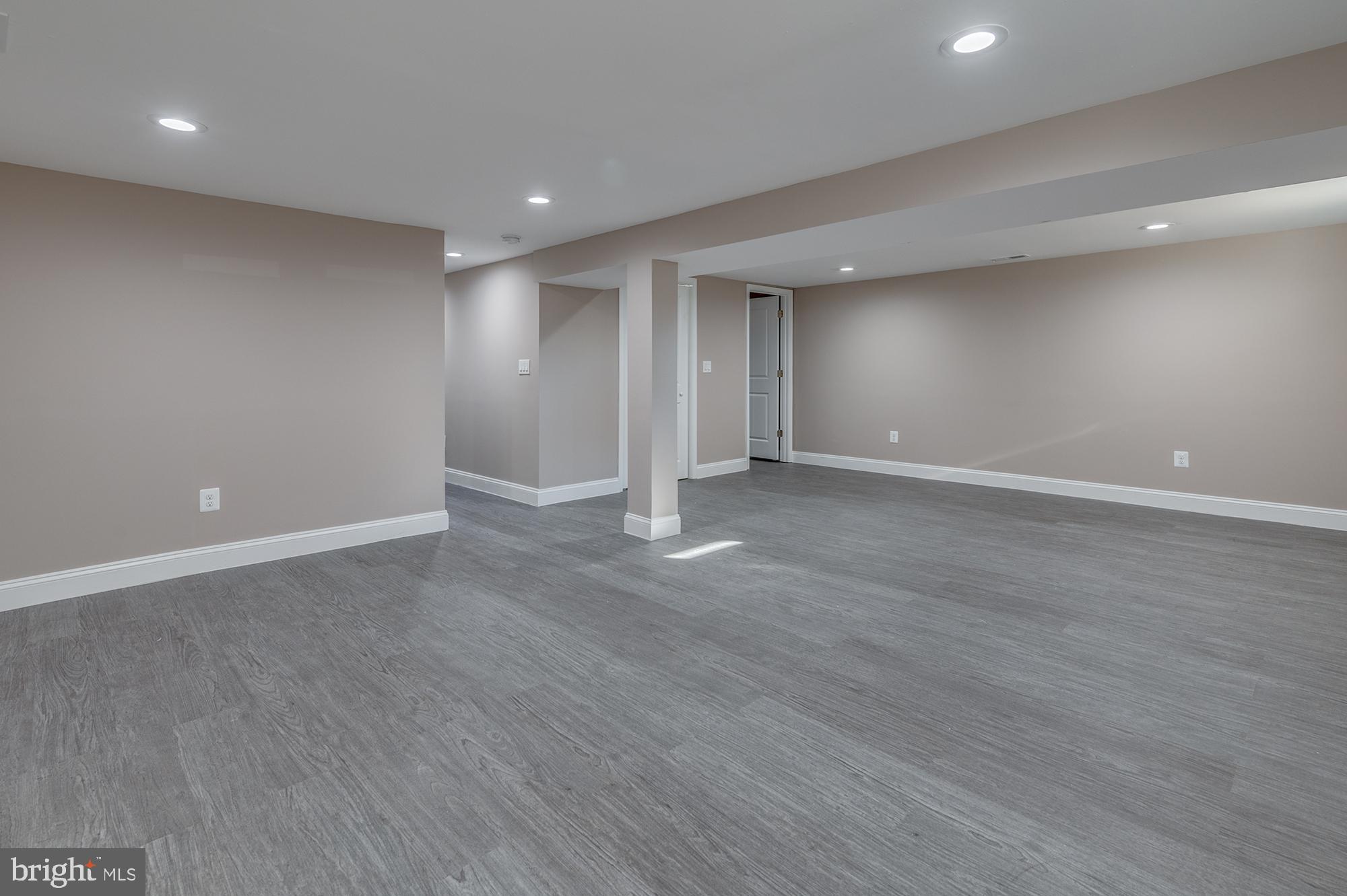 SHERRY RIDGE - Residential