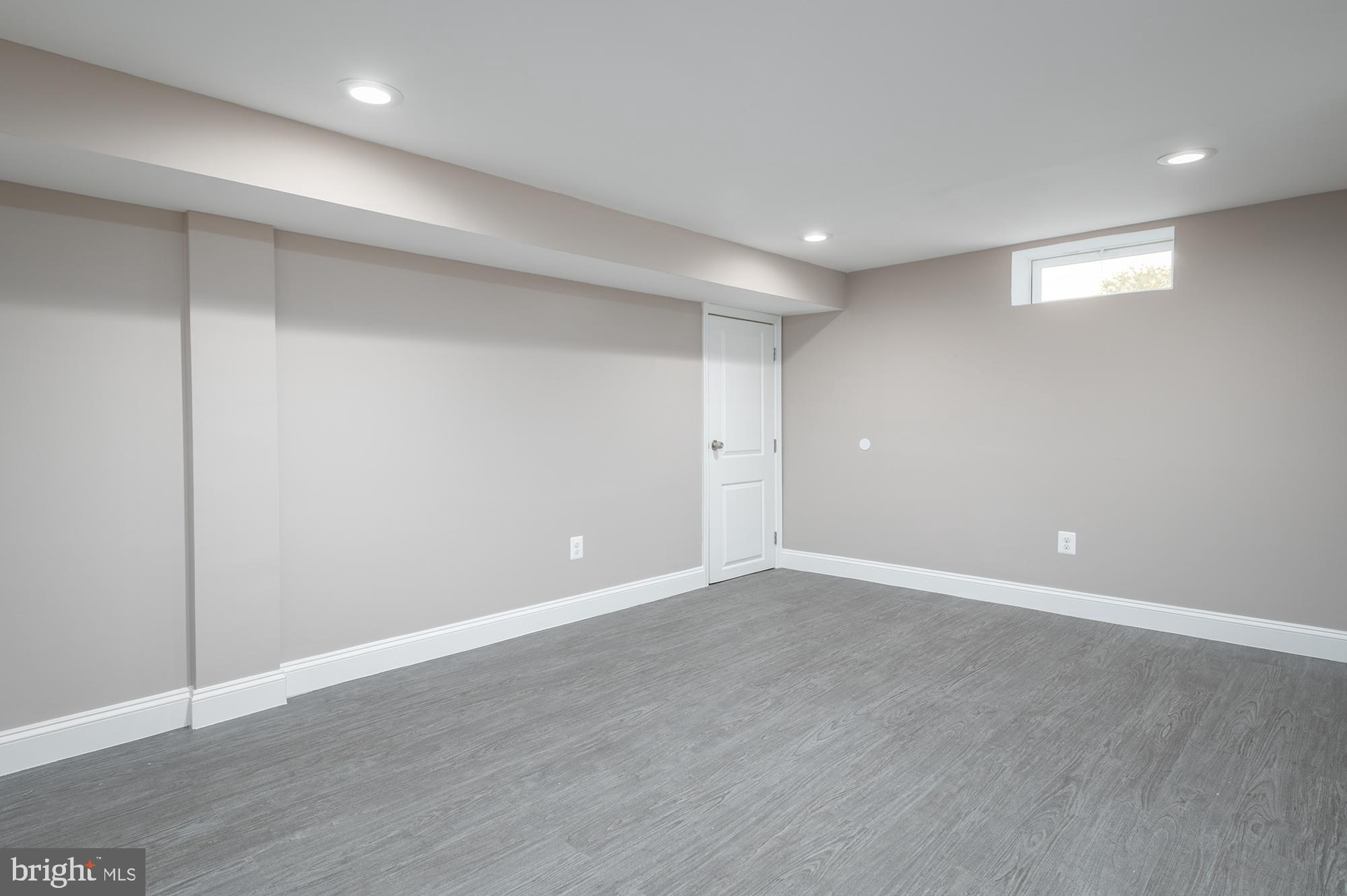 SHERRY RIDGE - Residential