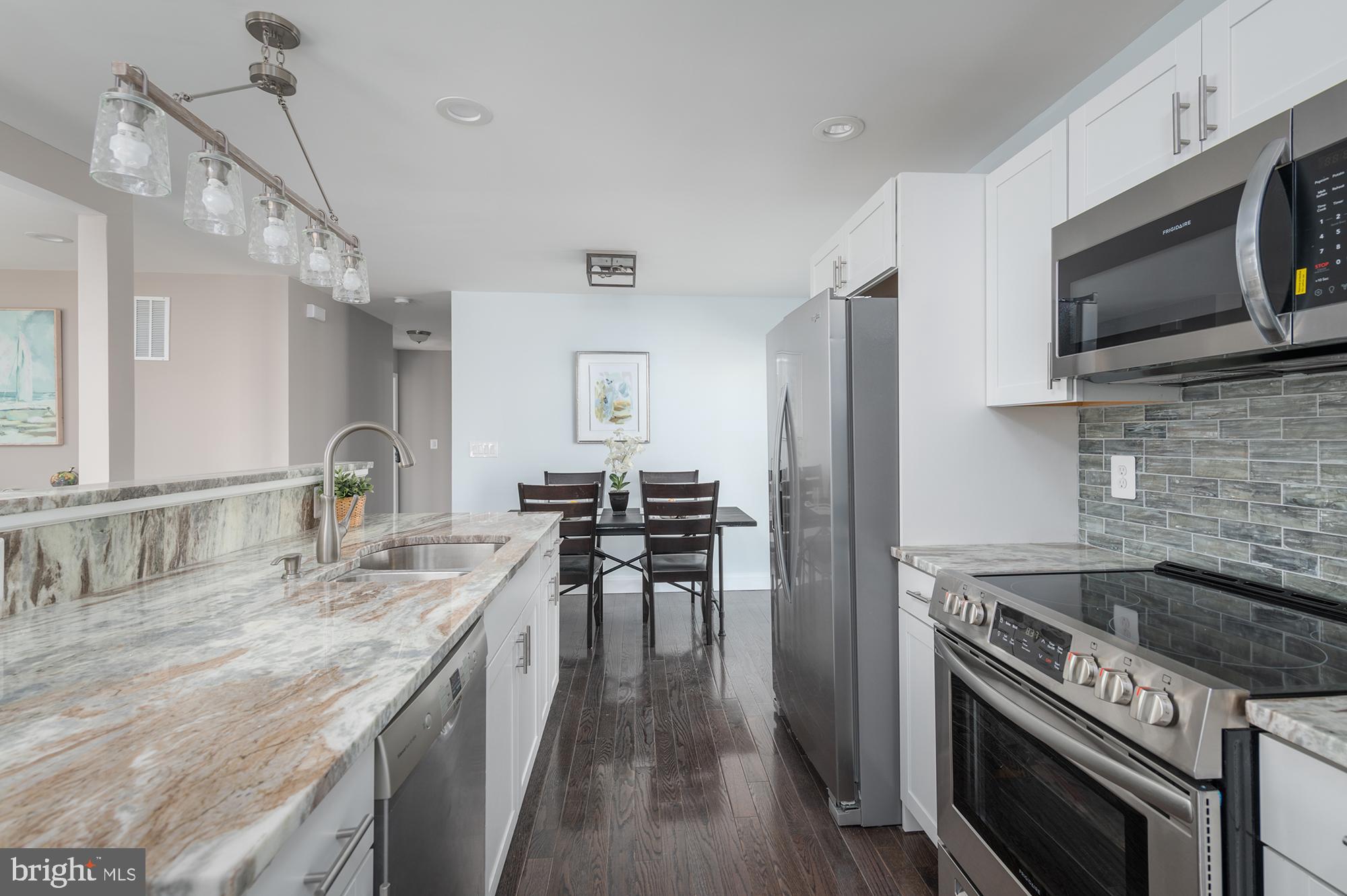 SHERRY RIDGE - Residential