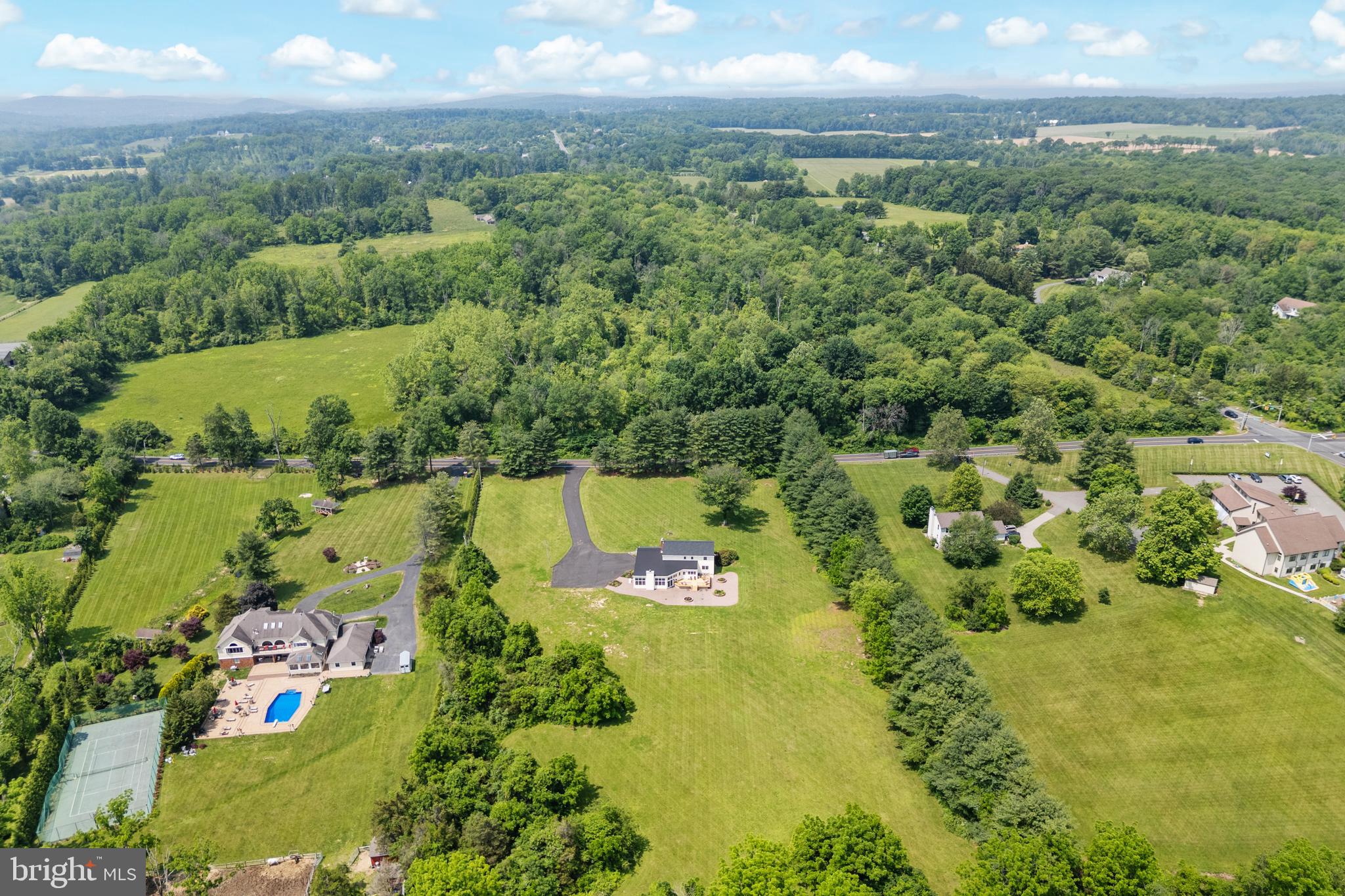 1602 HARBOURTON ROCKTOWN ROAD