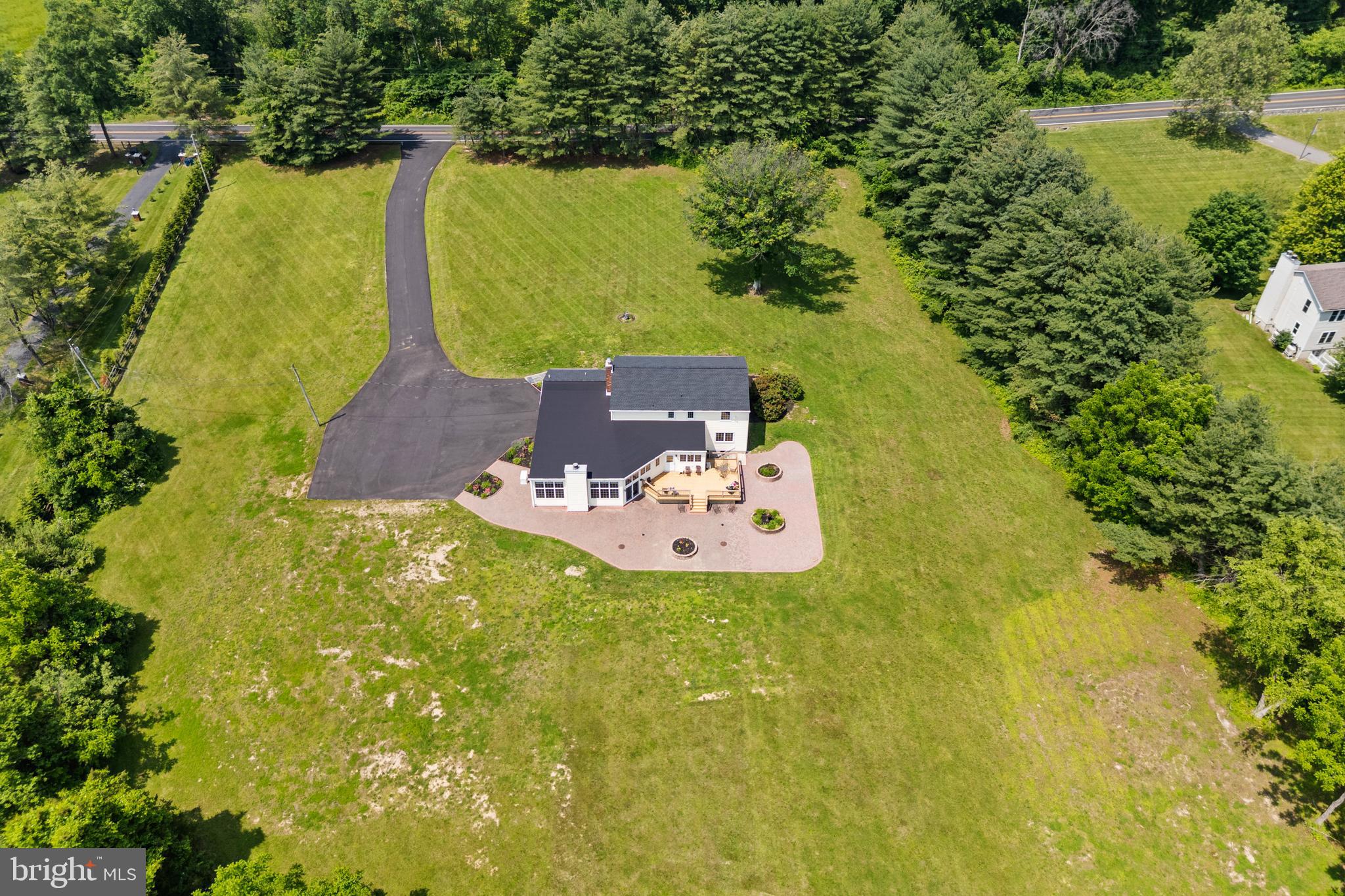 1602 HARBOURTON ROCKTOWN ROAD