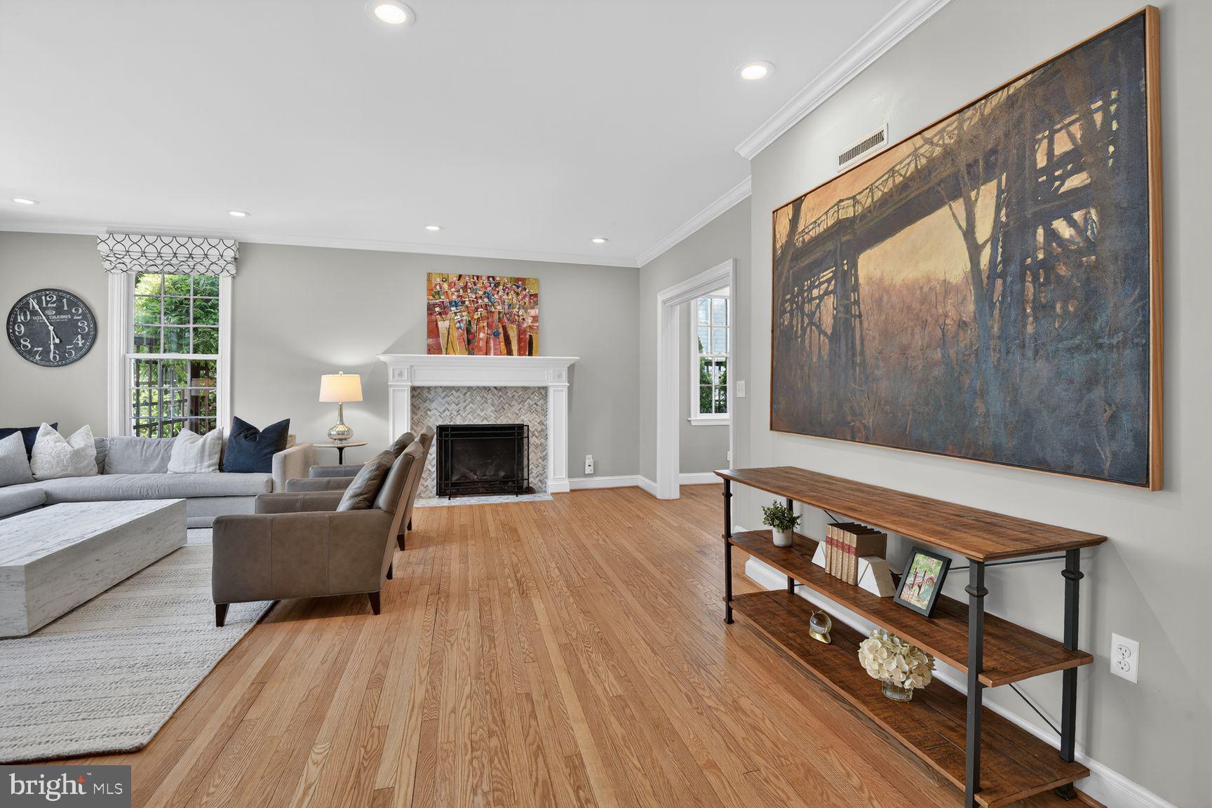 GLEN MAR PARK - Residential