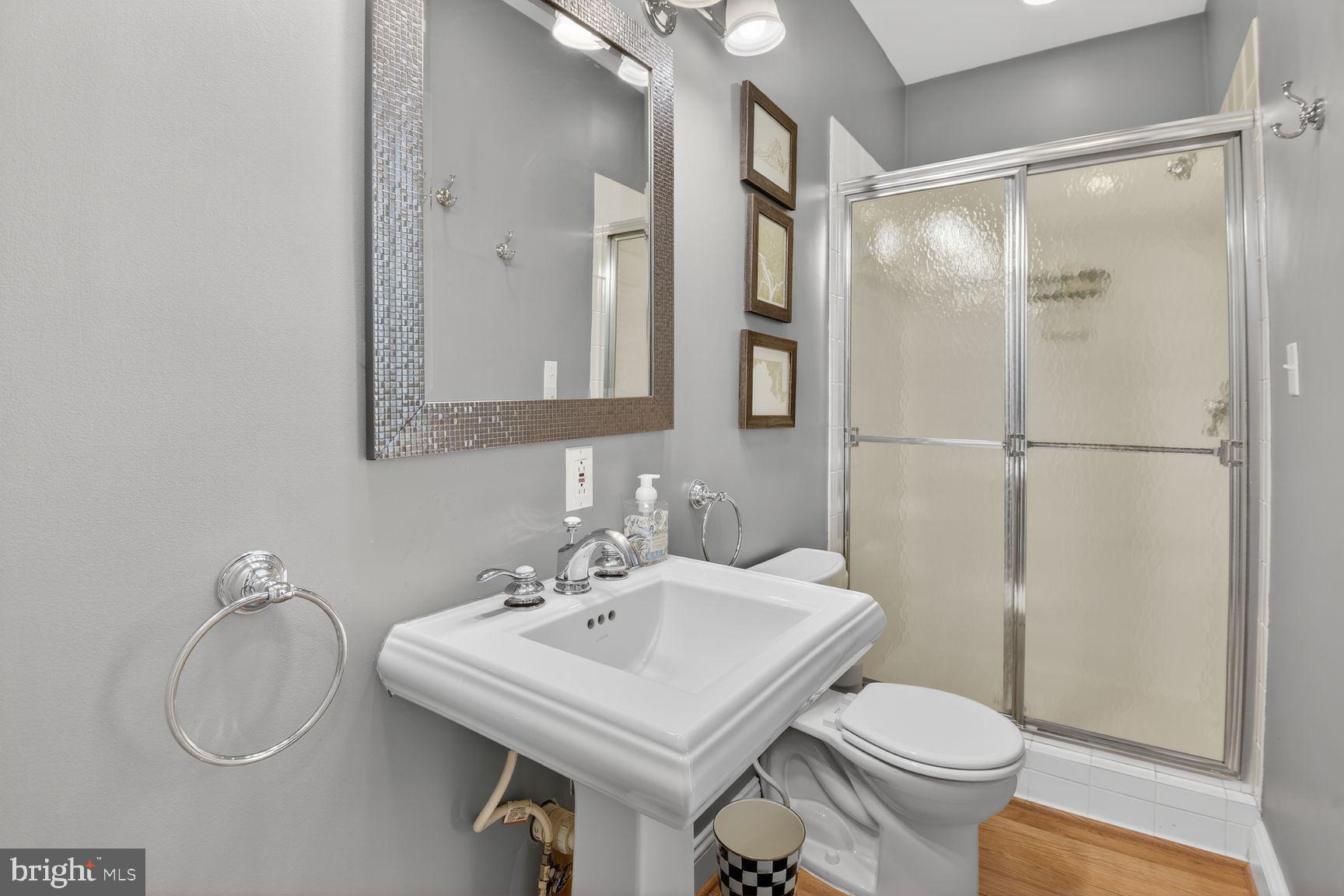 GLEN MAR PARK - Residential