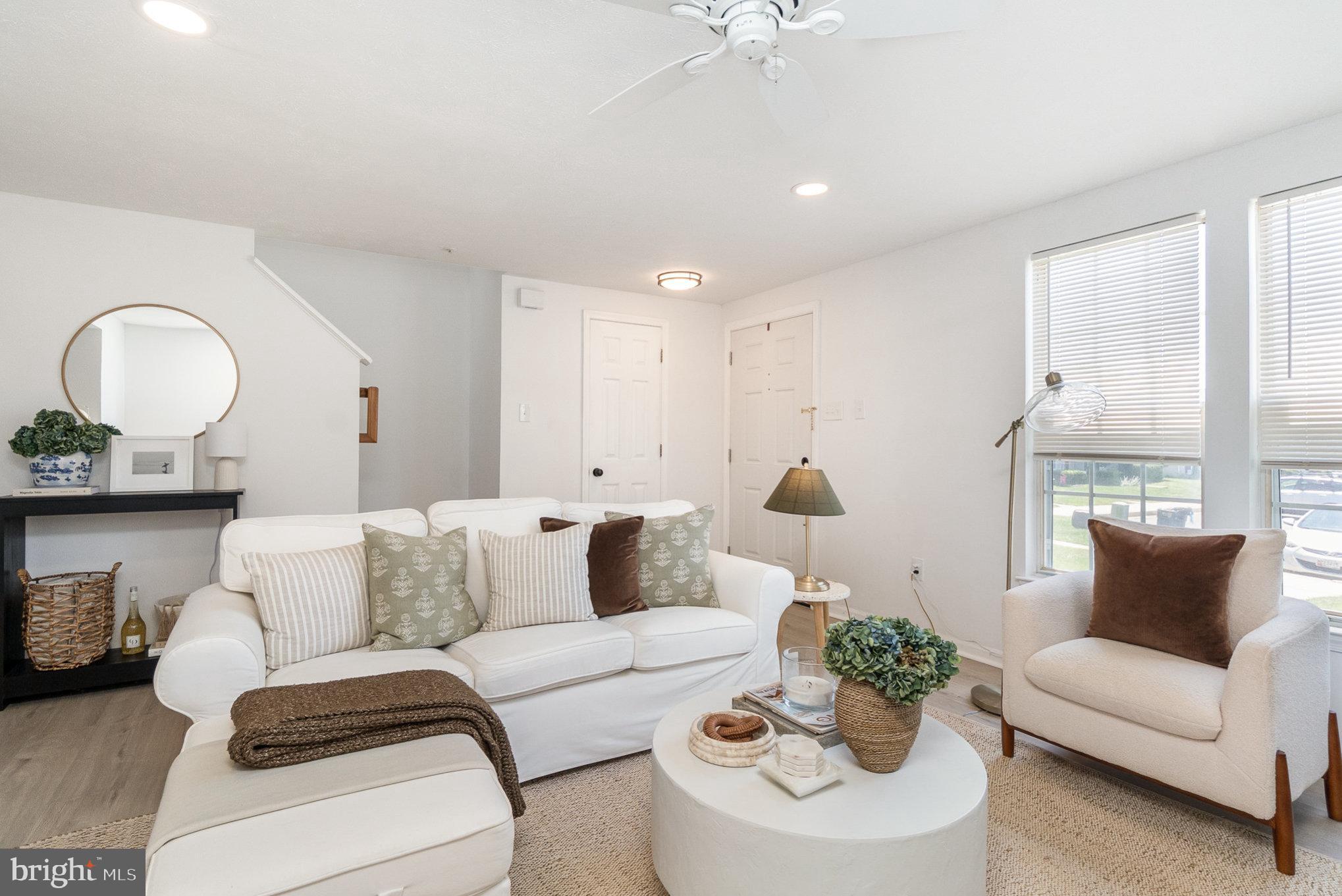 932 GAINSBOROUGH COURT