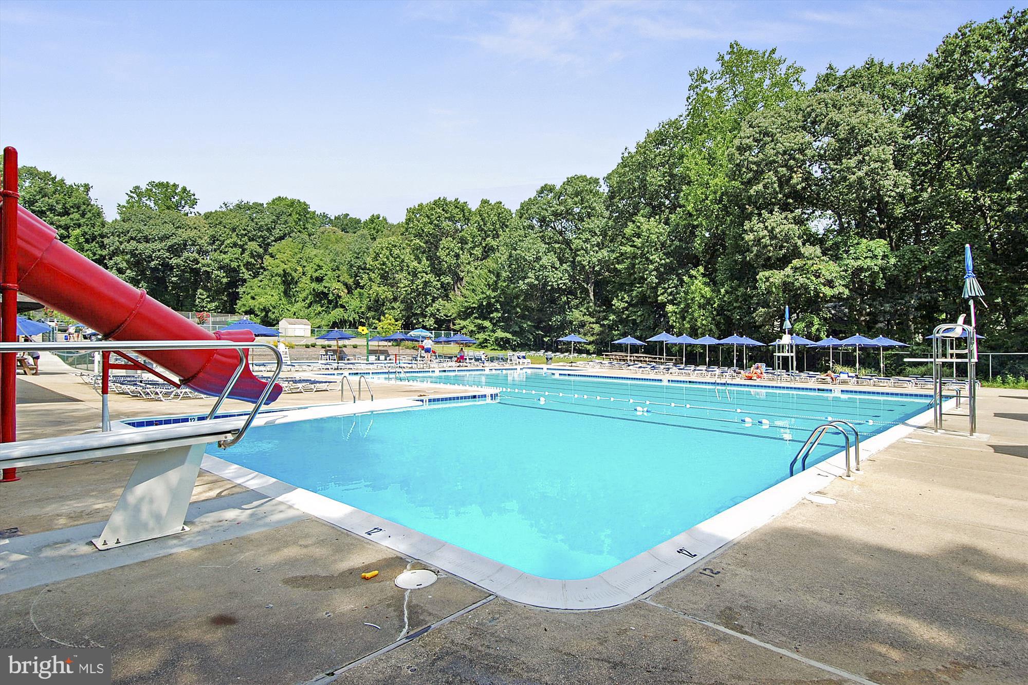 BAY HILLS - COLONIAL RIDGE - Residential