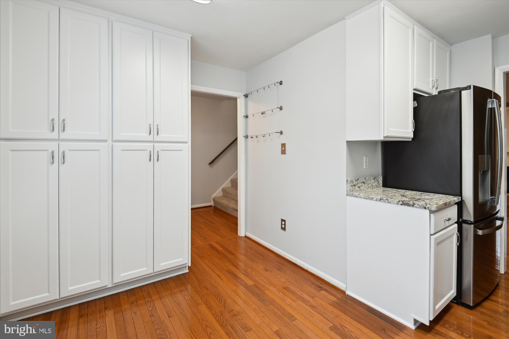 BAY HILLS - COLONIAL RIDGE - Residential