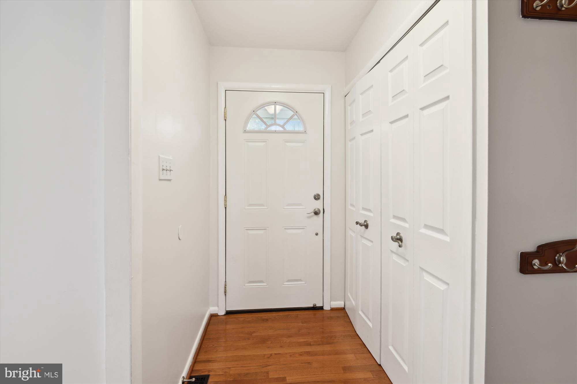 BAY HILLS - COLONIAL RIDGE - Residential