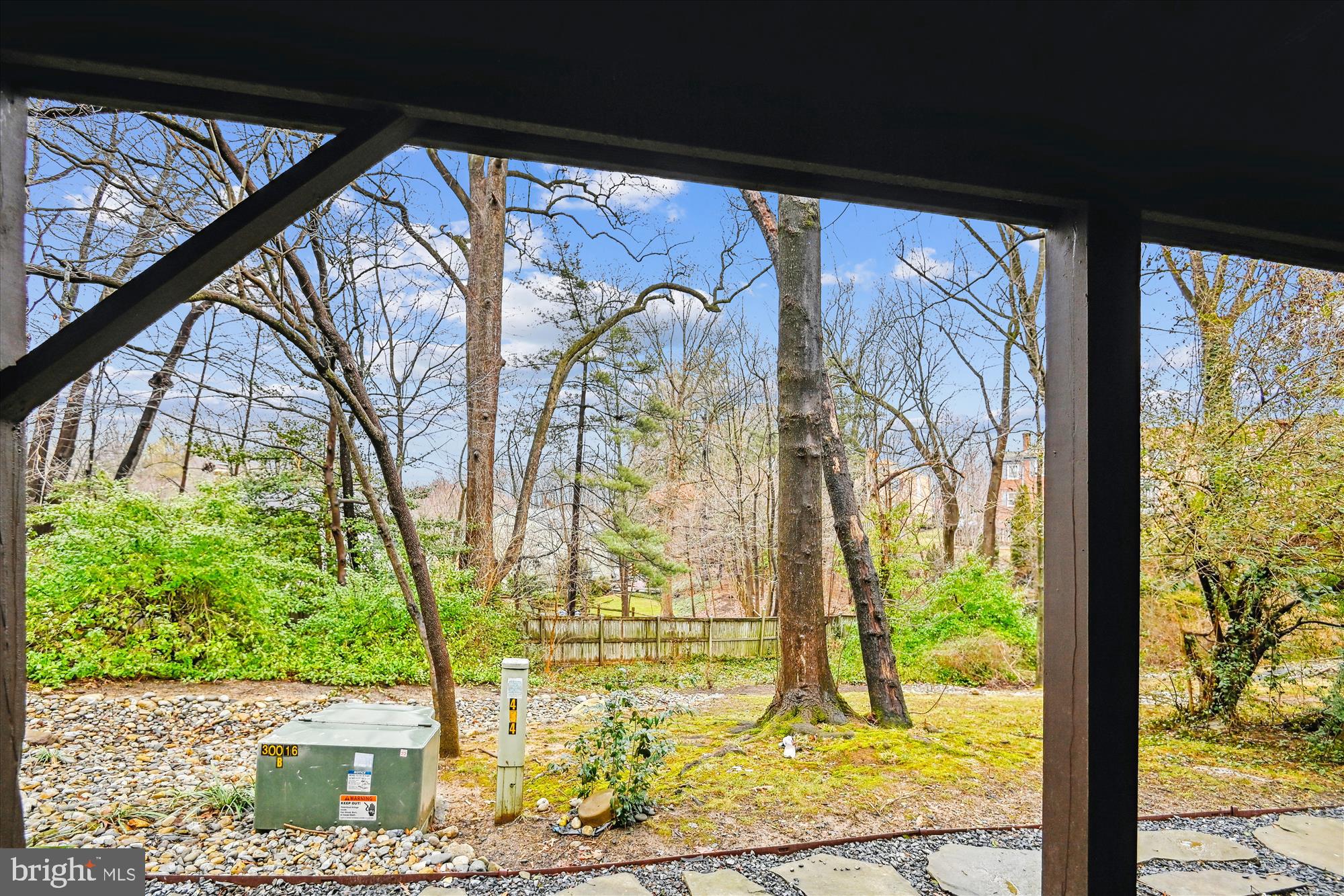 BAY HILLS - COLONIAL RIDGE - Residential