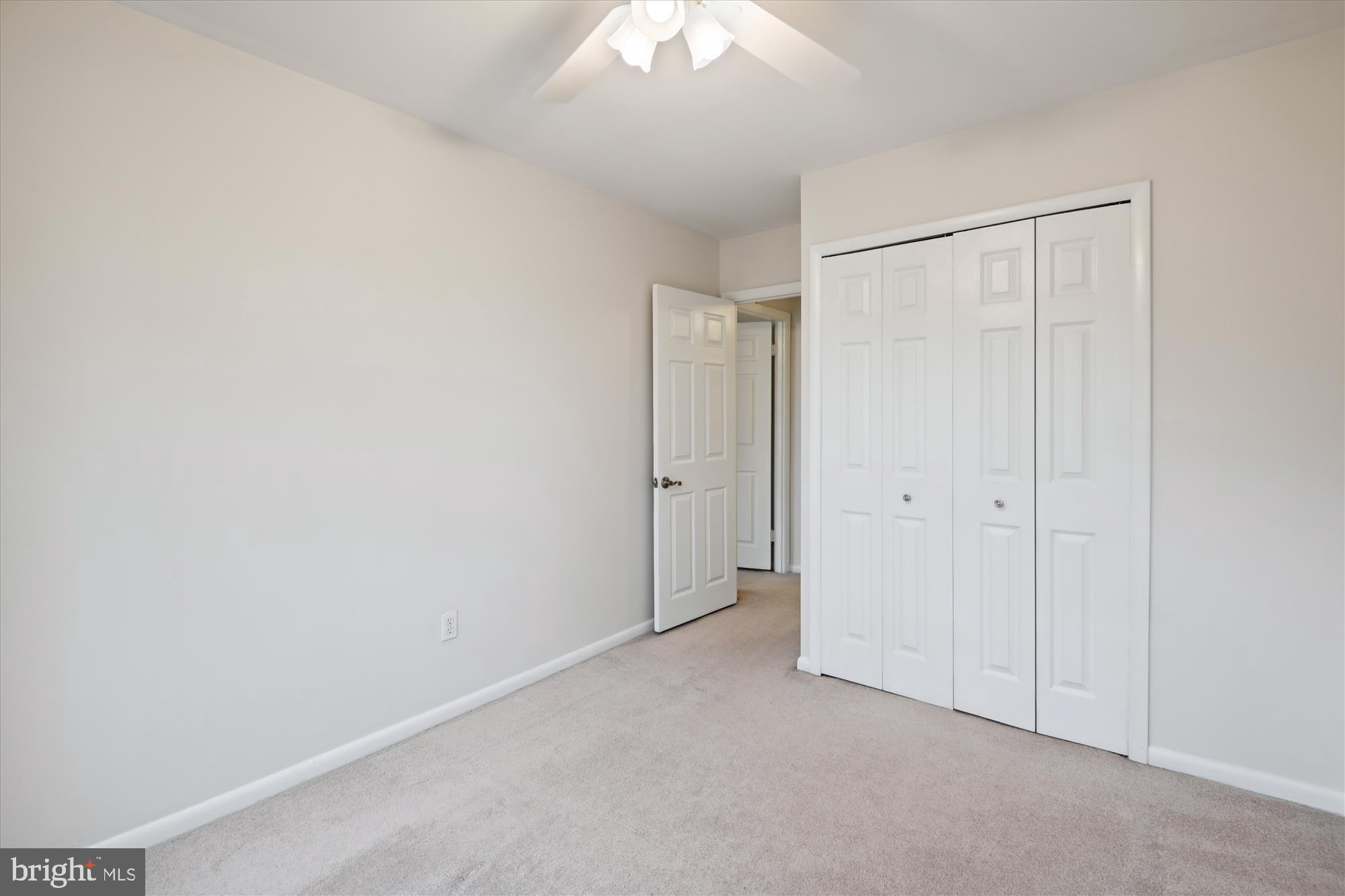 BAY HILLS - COLONIAL RIDGE - Residential